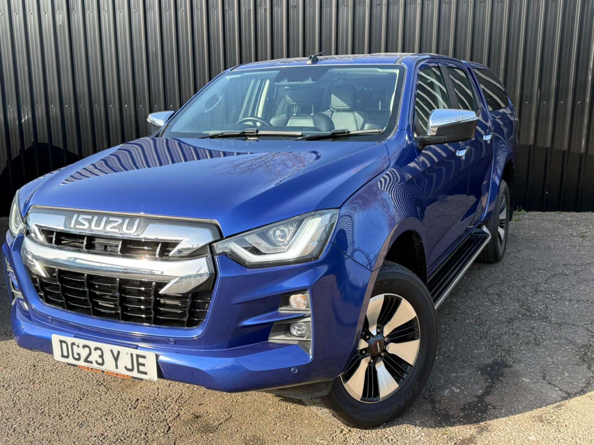 ISUZU D-MAX 1.9 D-Max DL40 Auto 4WD #15