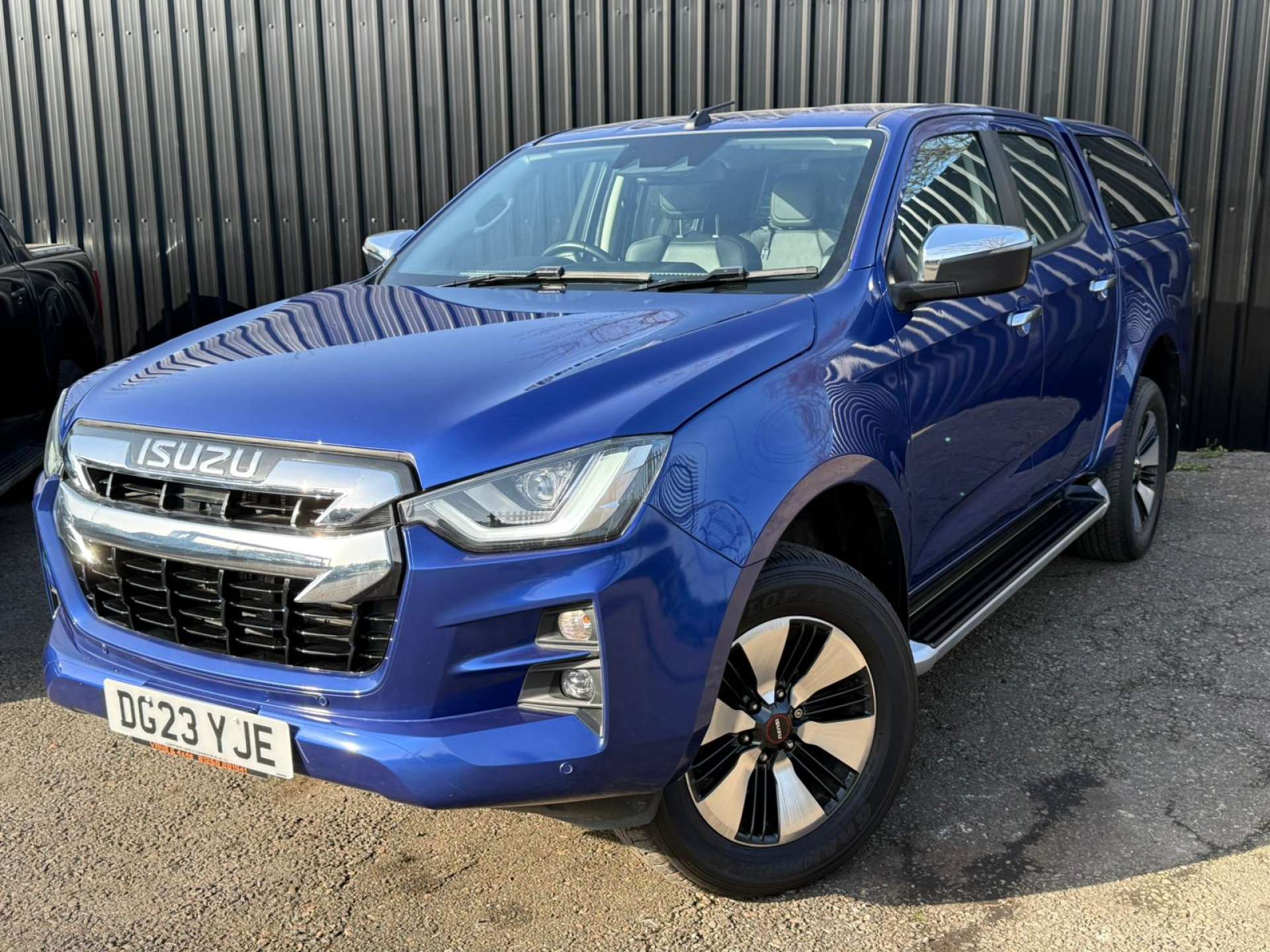 ISUZU D-MAX 1.9 D-Max DL40 Auto 4WD #16