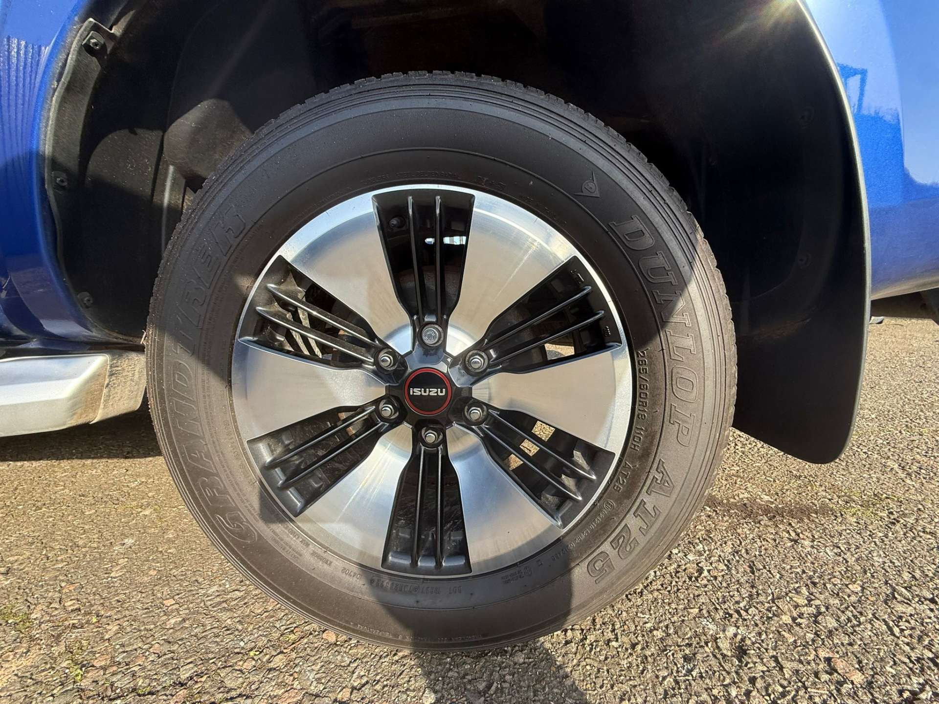 ISUZU D-MAX 1.9 D-Max DL40 Auto 4WD #23