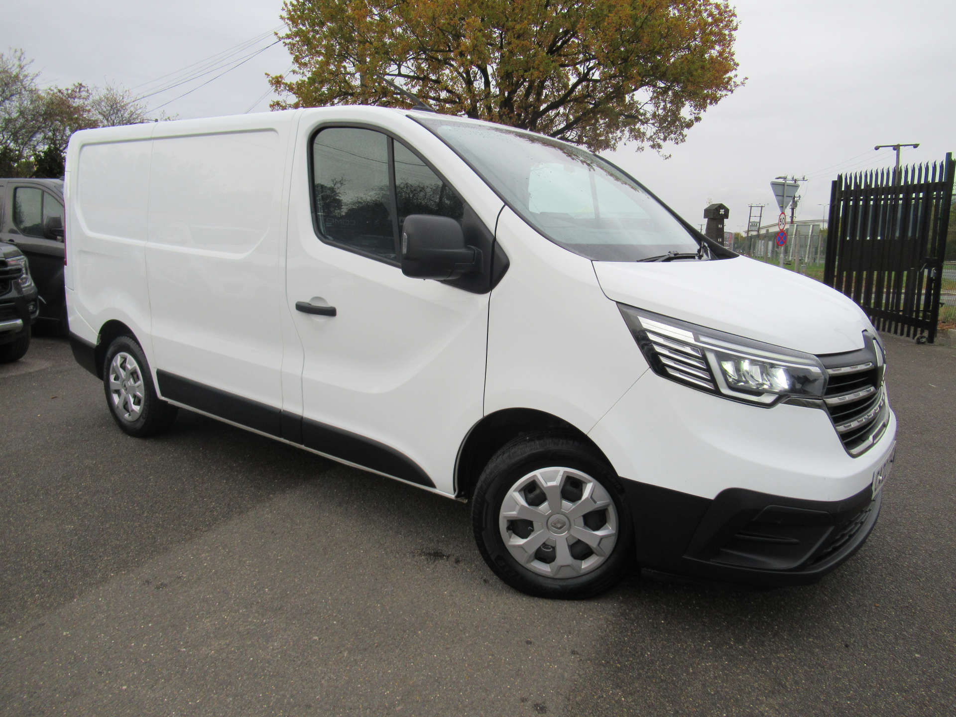 RENAULT TRAFIC 2.0 Trafic SL28 Business+ Blue dCi #27
