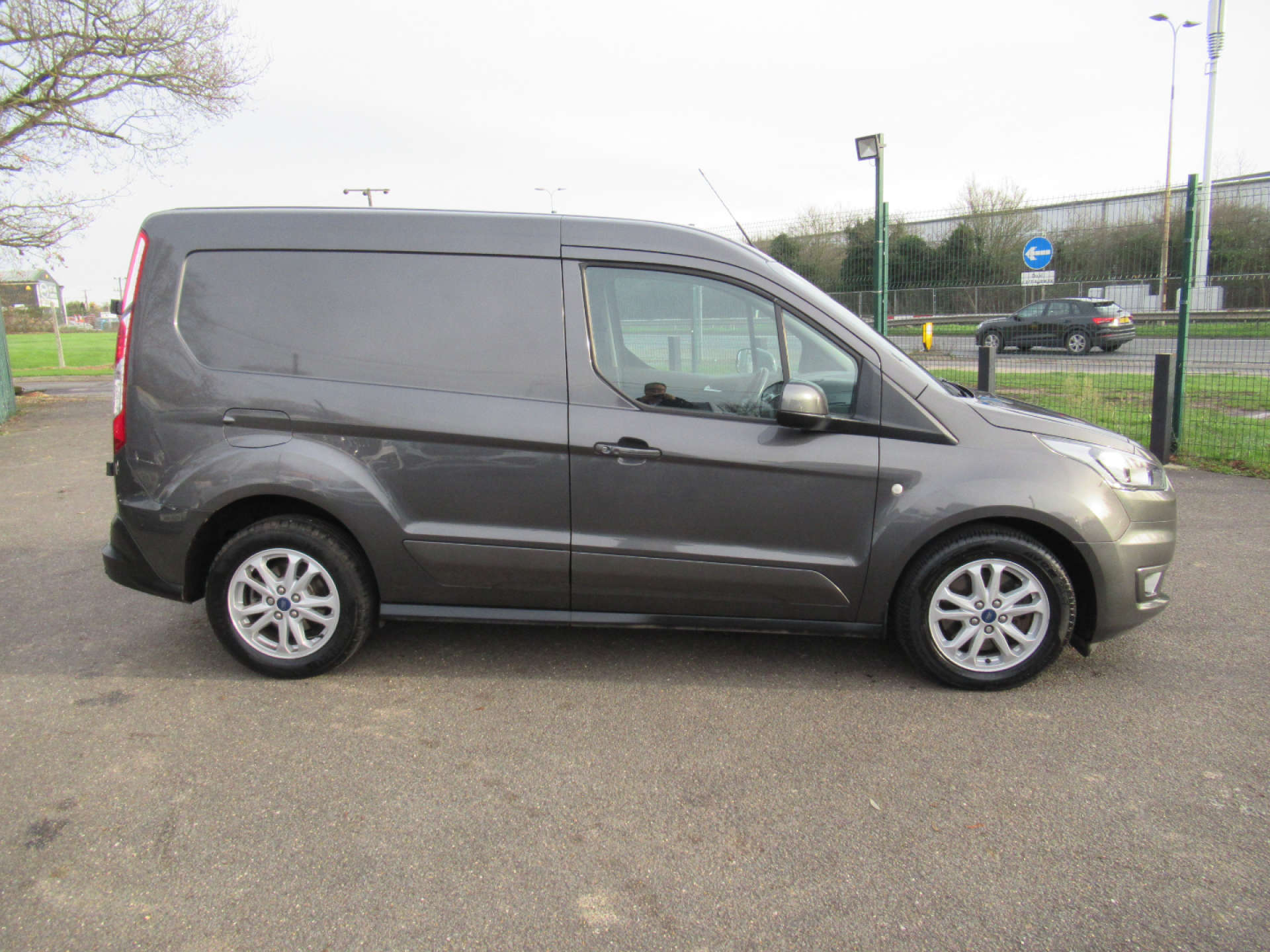 FORD TRANSIT CONNECT 1.5 Transit Connect 200 Limited TDCi #11