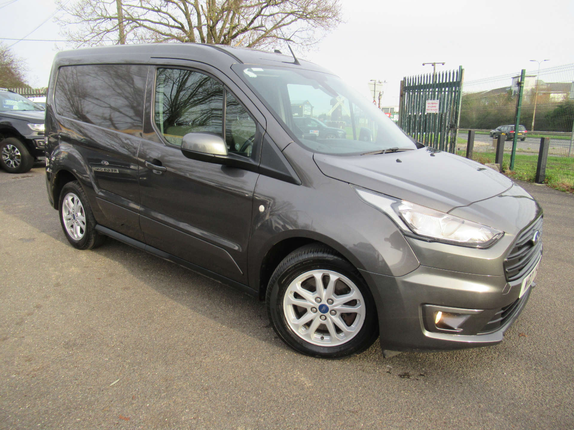 FORD TRANSIT CONNECT 1.5 Transit Connect 200 Limited TDCi #26