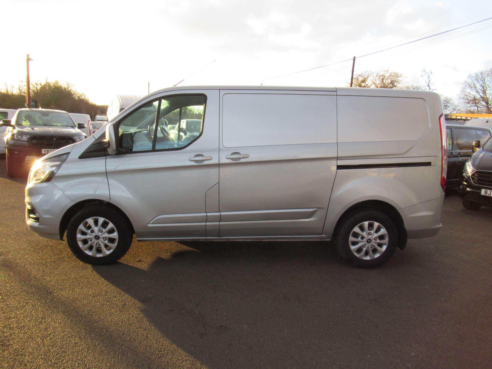 FORD TRANSIT CUSTOM 2.0 Transit Custom 300 Limited EcoBlue #2