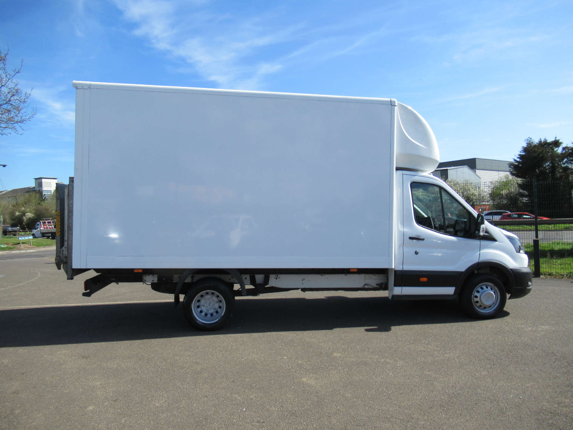 FORD TRANSIT 2.0 350 EcoBlue Leader Luton 3dr Diesel Manual RWD L3 Euro 6 (s/s) (130 ps) #10