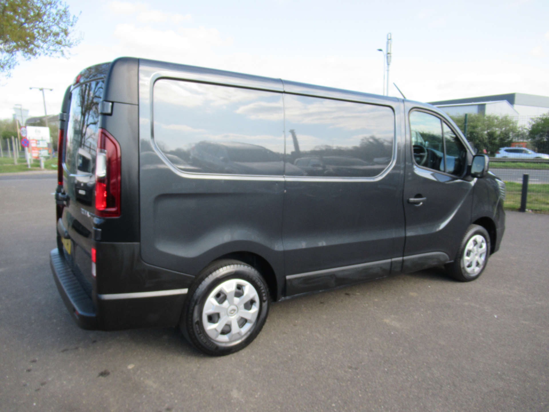 RENAULT TRAFIC 2.0 Trafic SL28 Business Blue dCi #12