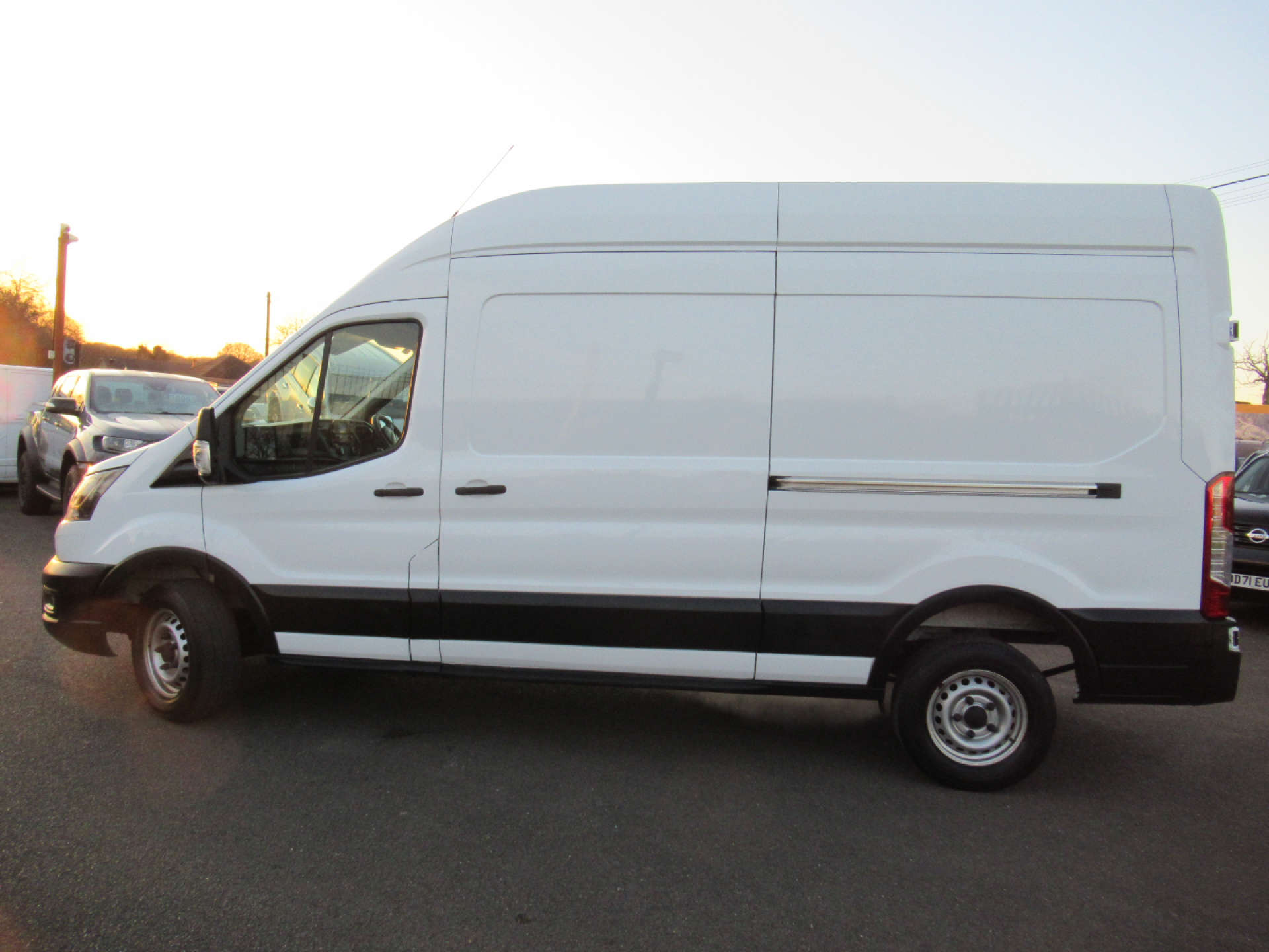 FORD TRANSIT 2.0 Transit 350 Leader EcoBlue #1