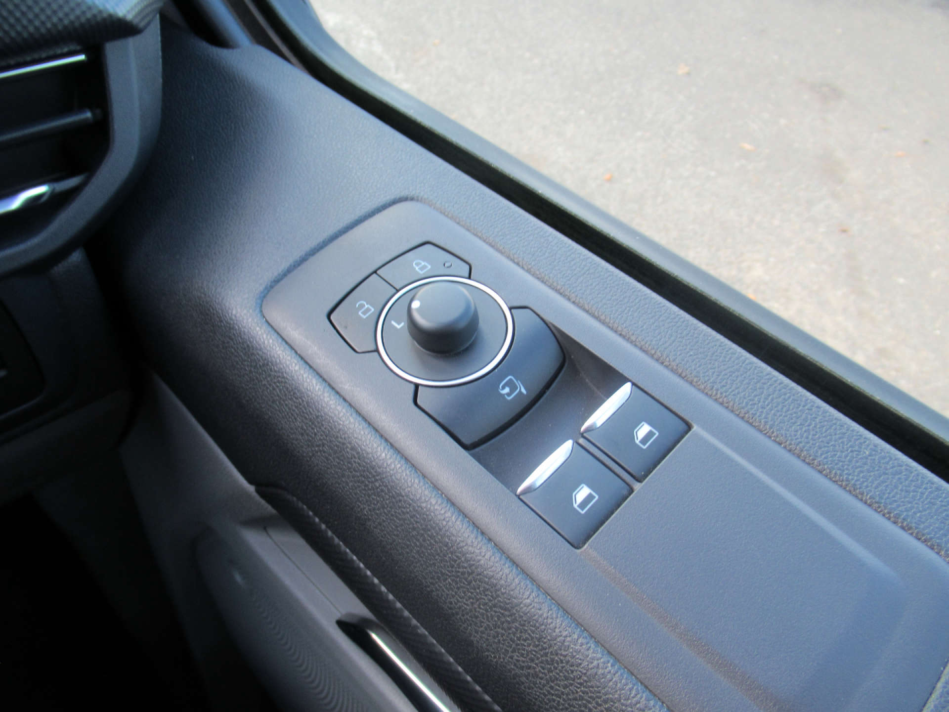 FORD TRANSIT CUSTOM 2.0 Transit Custom 320 Limited EcoBlue #23