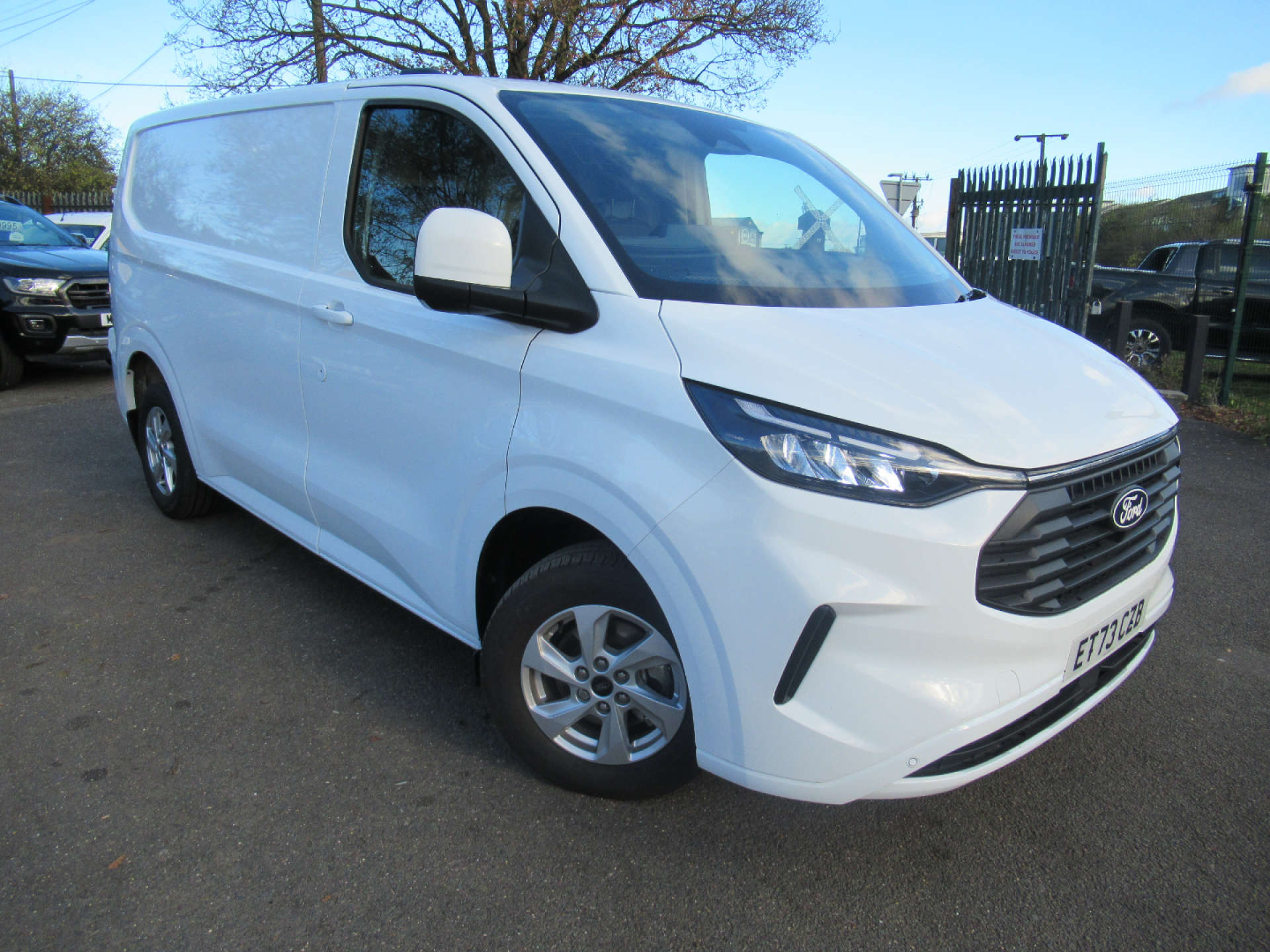 FORD TRANSIT CUSTOM 2.0 Transit Custom 320 Limited EcoBlue #25