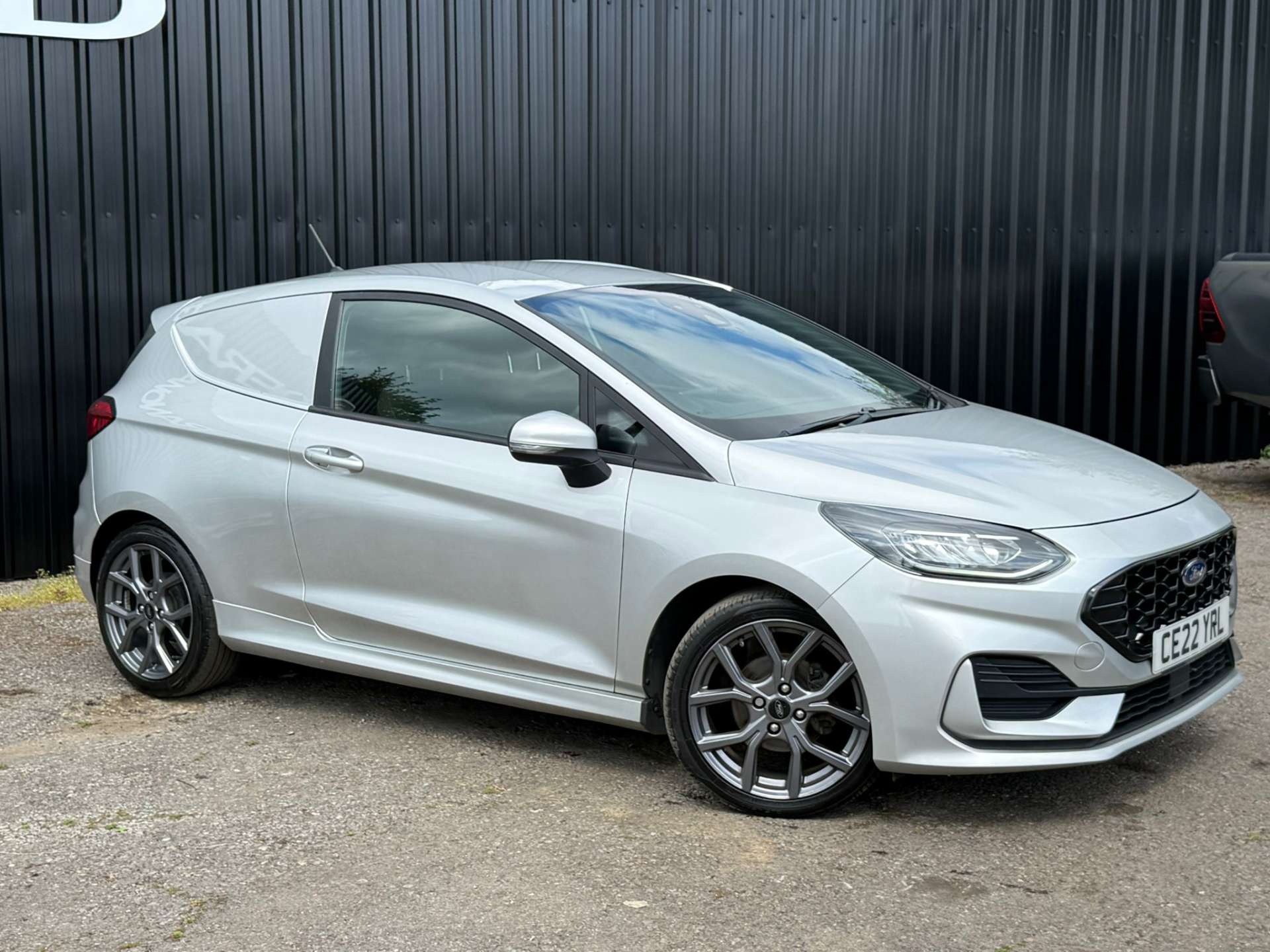 FORD FIESTA Sport 1.0T Ecoboost 3dr Van #52