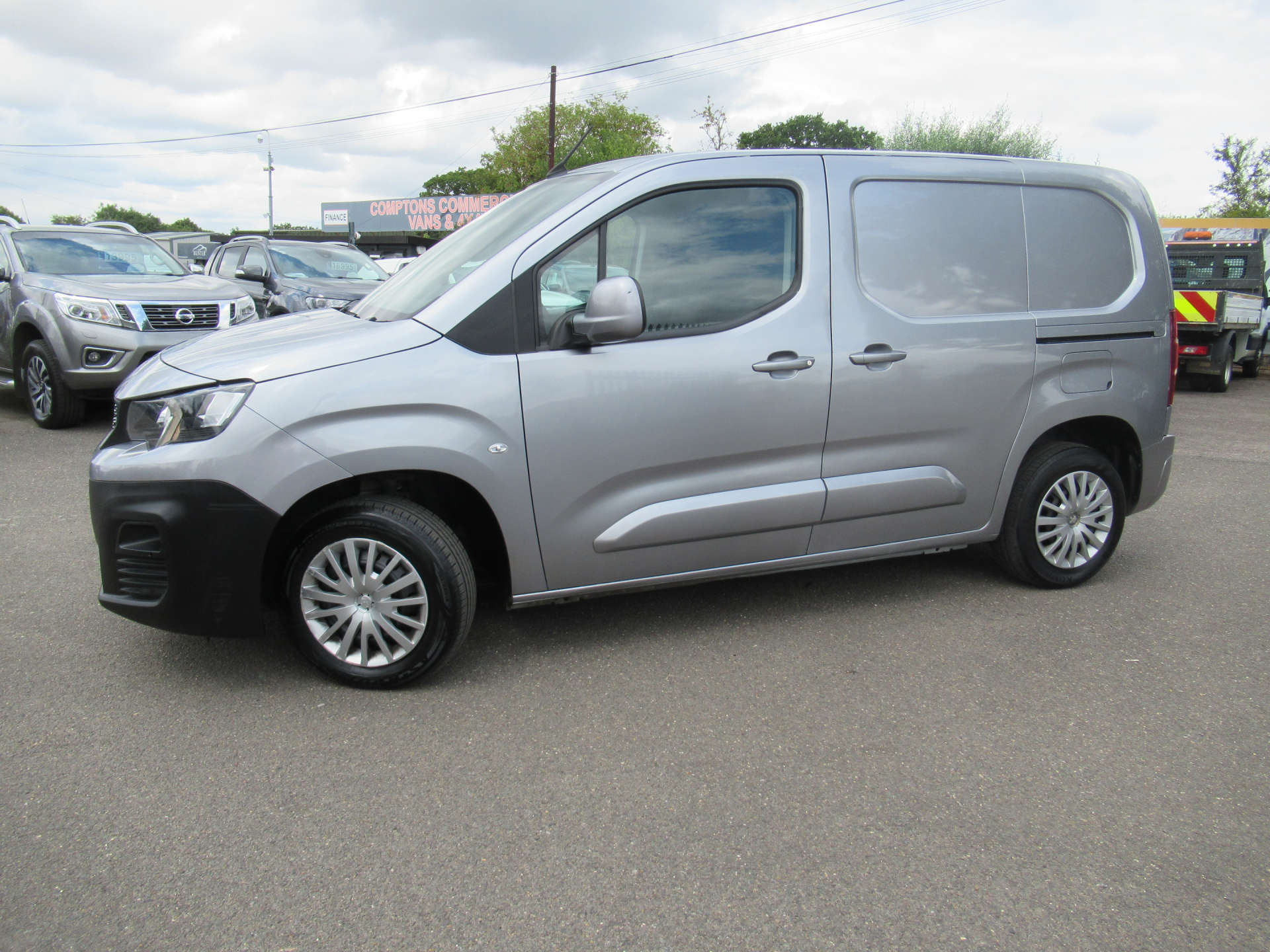 PEUGEOT PARTNER 1.5 Partner Professional Premium Blue HDi #2