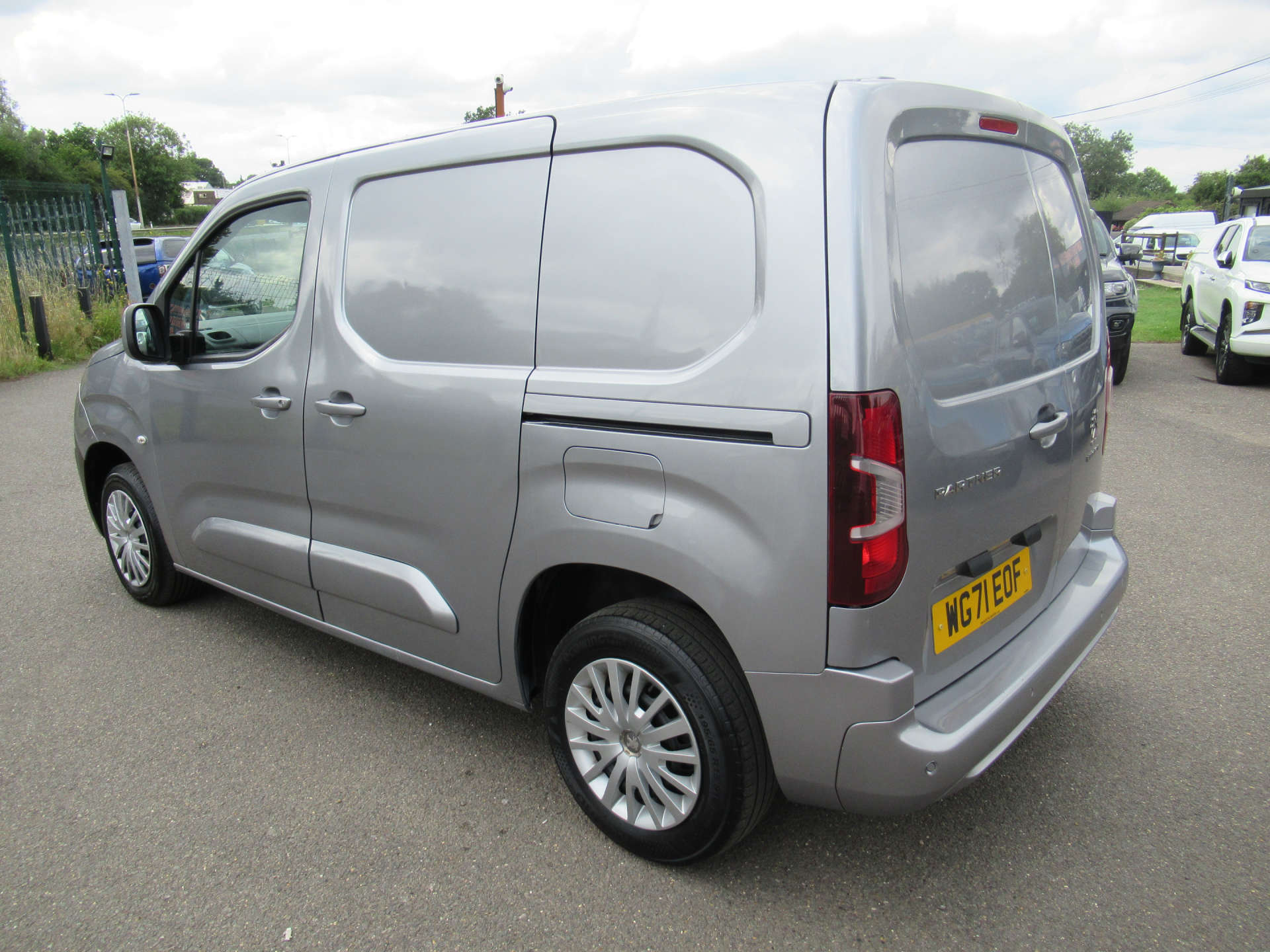 PEUGEOT PARTNER 1.5 Partner Professional Premium Blue HDi #6