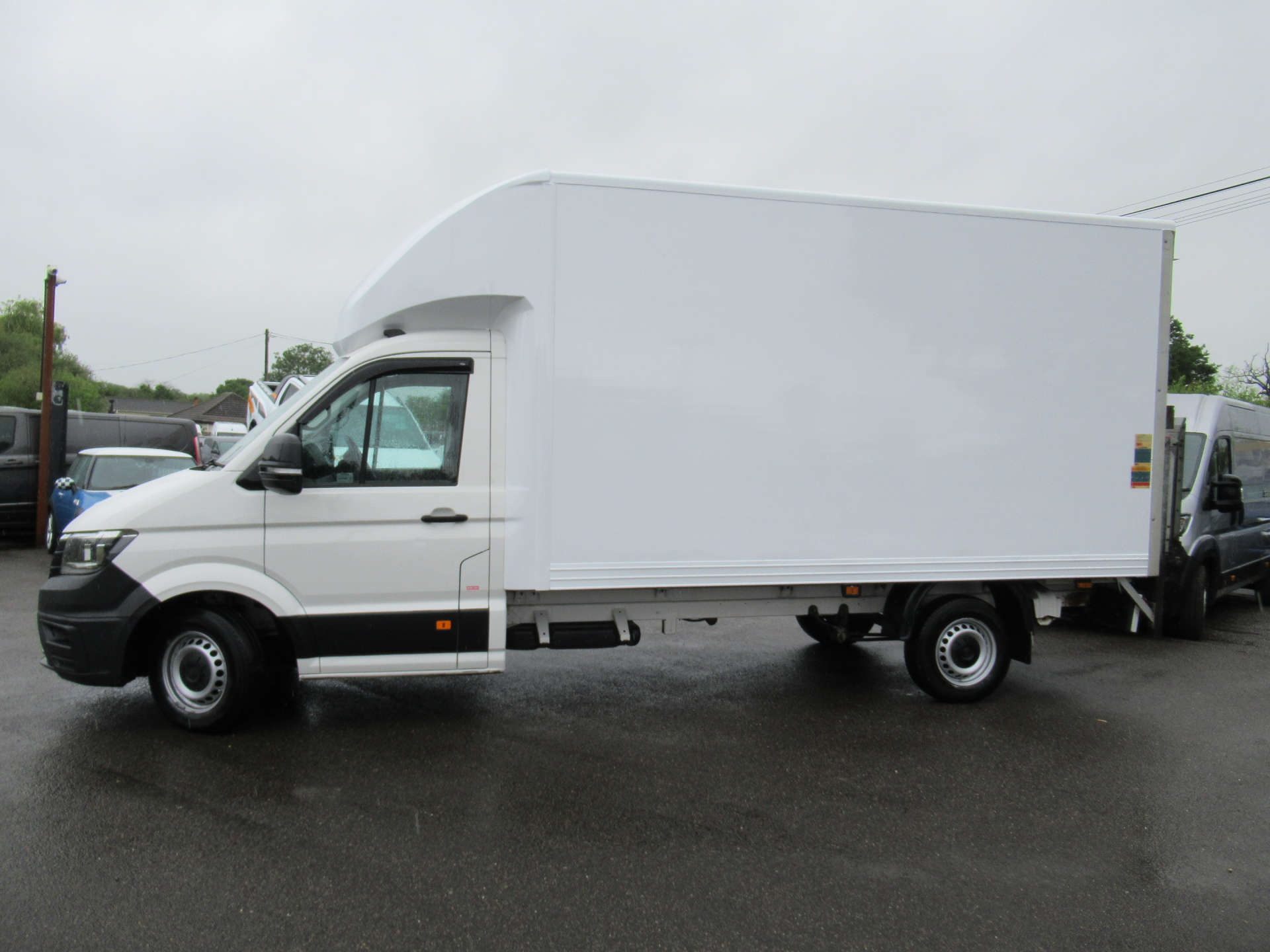 VOLKSWAGEN CRAFTER 2.0 TDI CR35 Startline Luton 2dr Diesel Manual LWB Euro 6 (s/s) (ETG, Tail Lift) (140 ps) #1