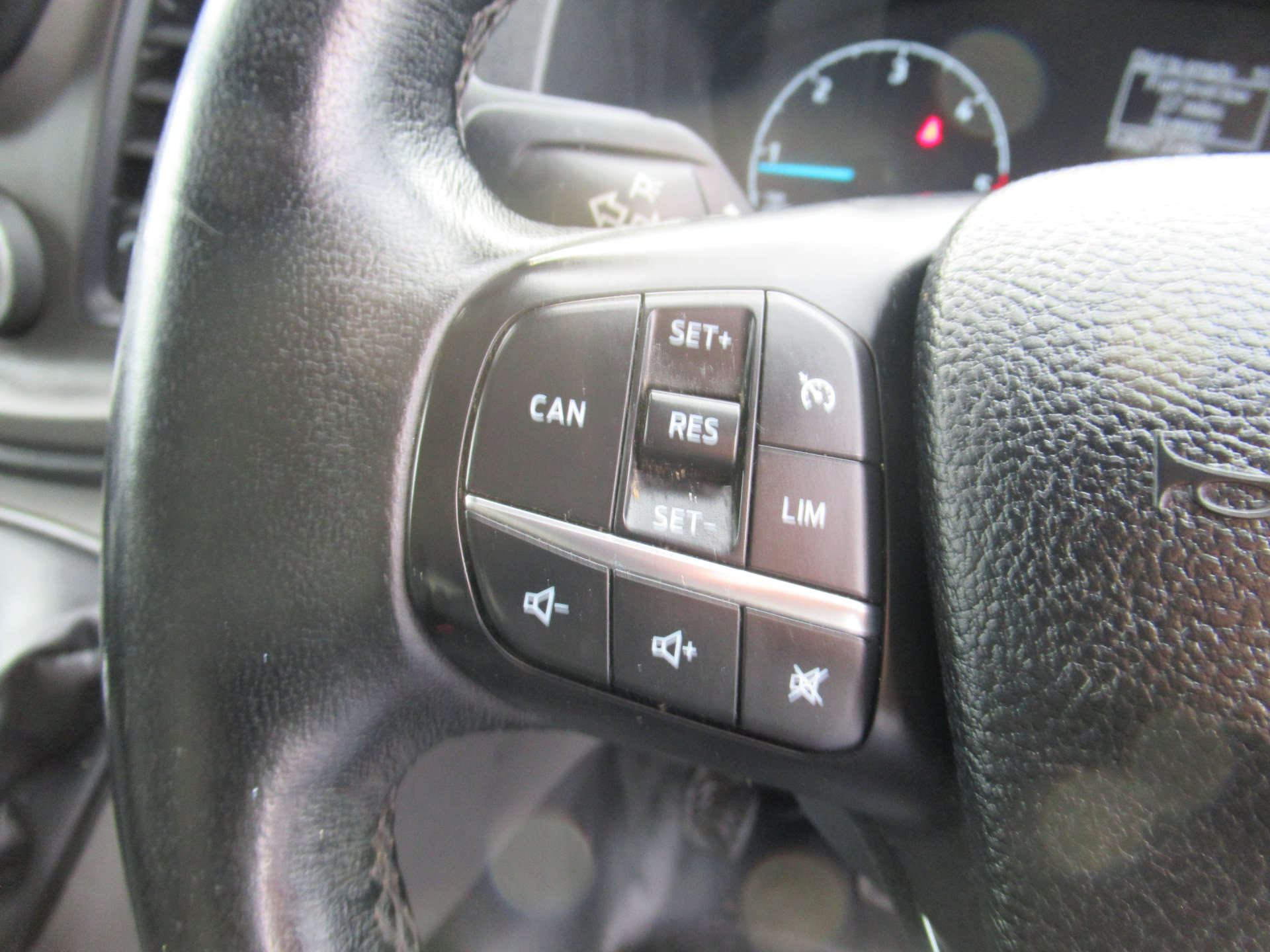 FORD TRANSIT CUSTOM 2.0 Transit Custom 300 Trend #25