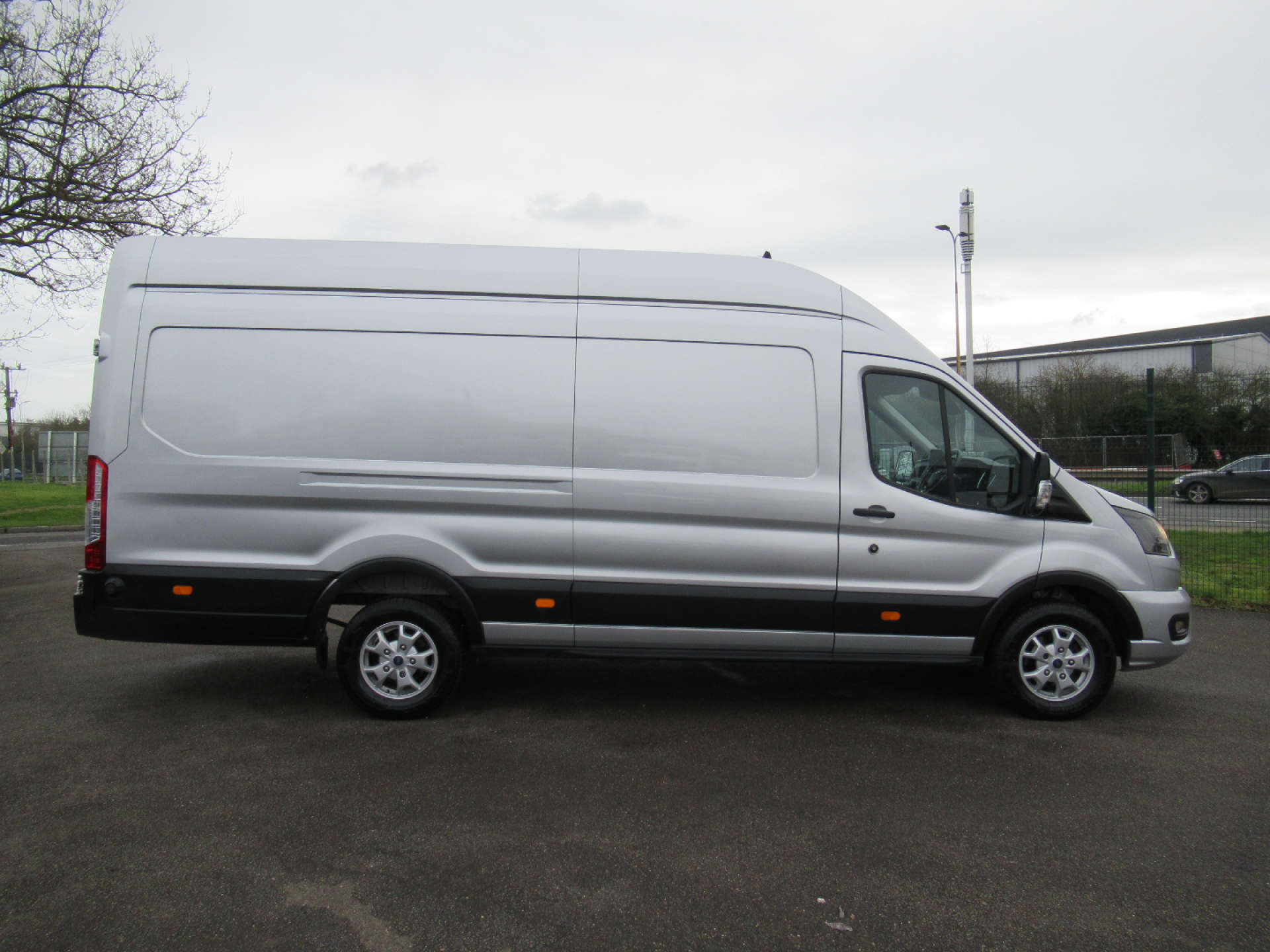 FORD TRANSIT 2.0 Transit 350 Limited Edition EcoBlue MHEV #10