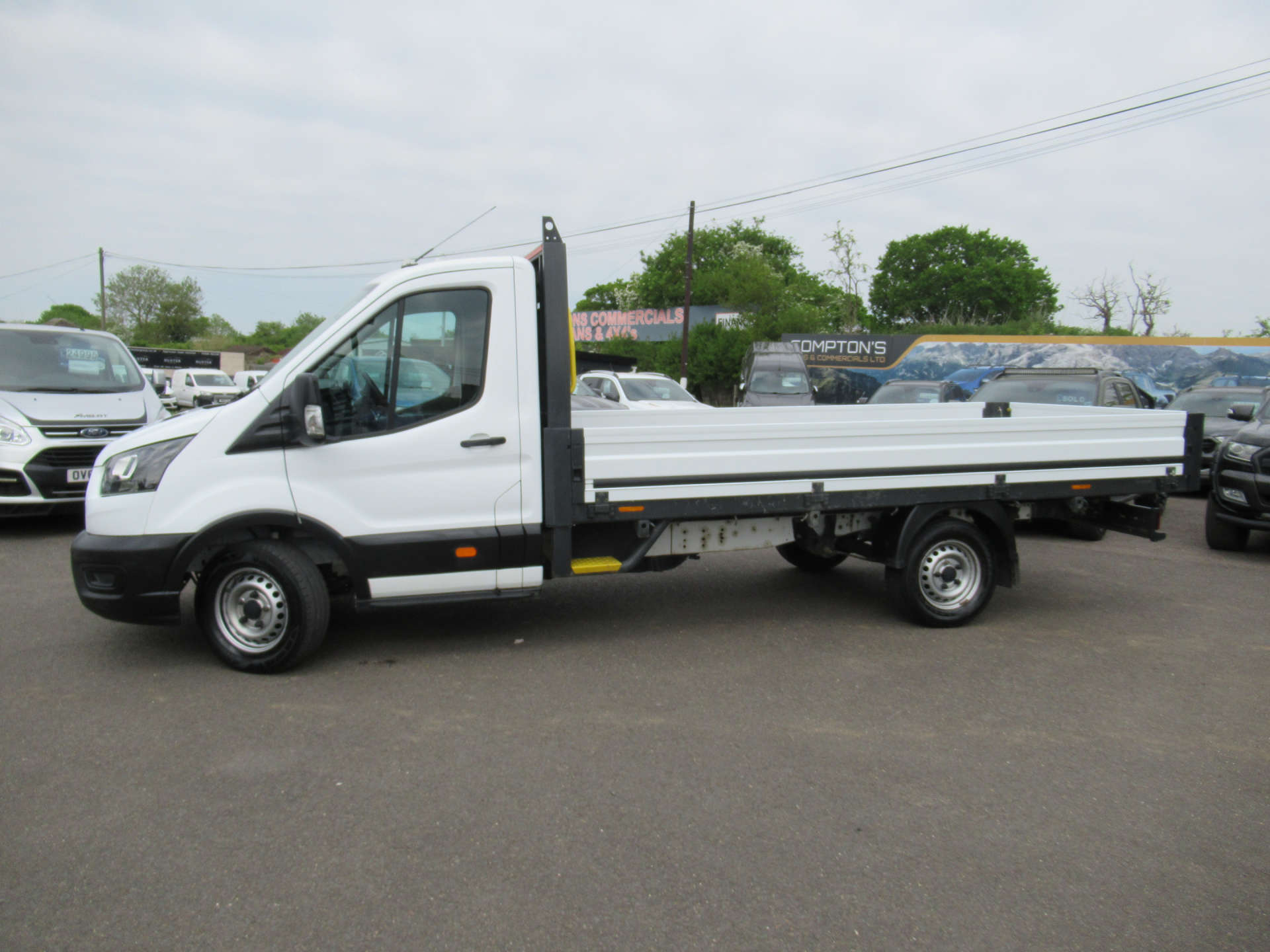 FORD TRANSIT 2.0 350 EcoBlue Leader Premium Dropside 2dr Diesel Manual FWD L4 Euro 6 (s/s) (130 ps) #2
