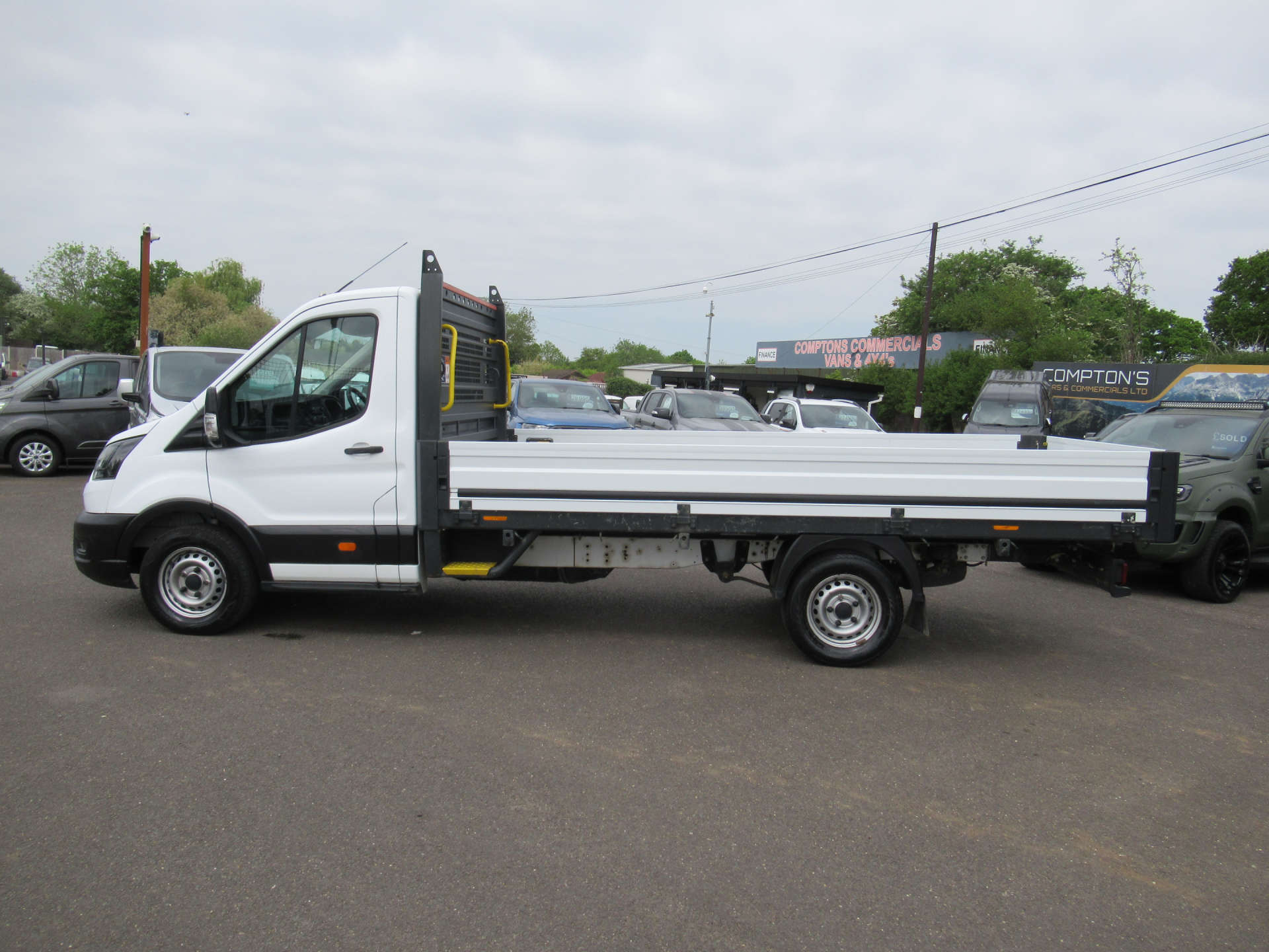 FORD TRANSIT 2.0 350 EcoBlue Leader Premium Dropside 2dr Diesel Manual FWD L4 Euro 6 (s/s) (130 ps) #3