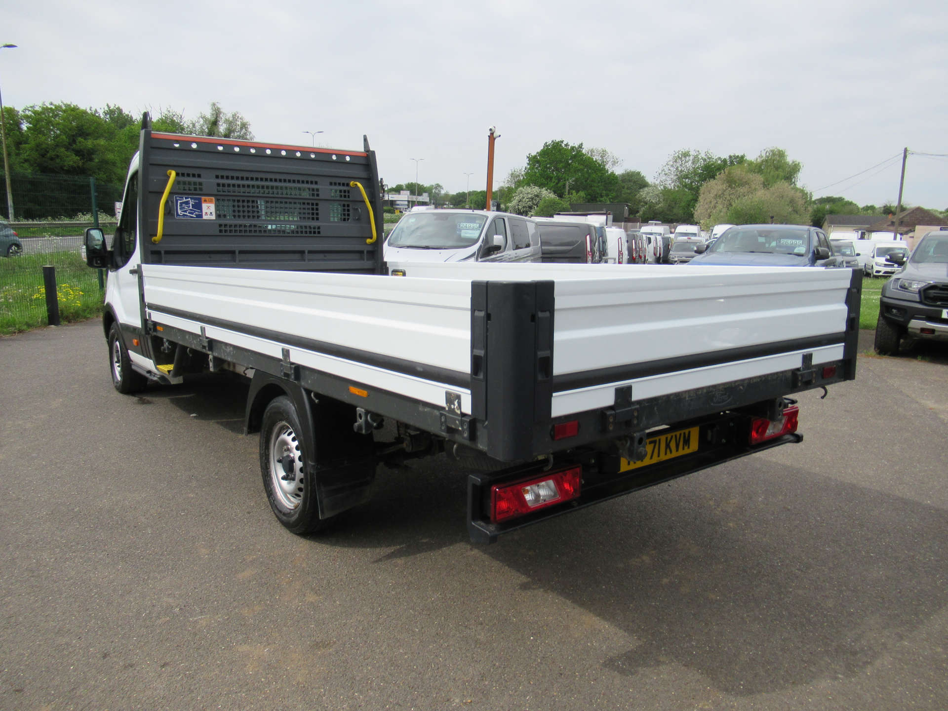 FORD TRANSIT 2.0 350 EcoBlue Leader Premium Dropside 2dr Diesel Manual FWD L4 Euro 6 (s/s) (130 ps) #7