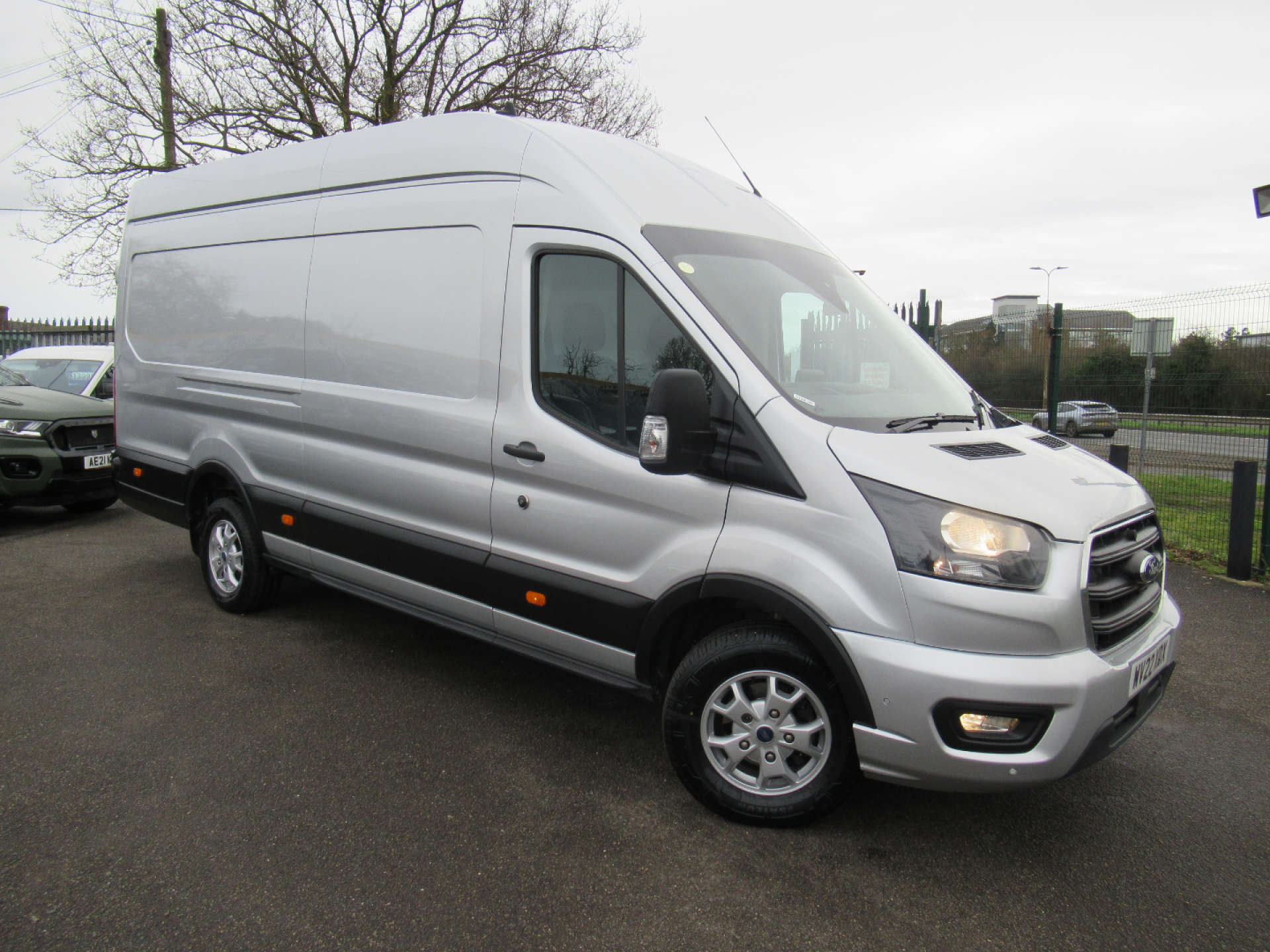 FORD TRANSIT 2.0 Transit 350 Limited Edition EcoBlue MHEV #24