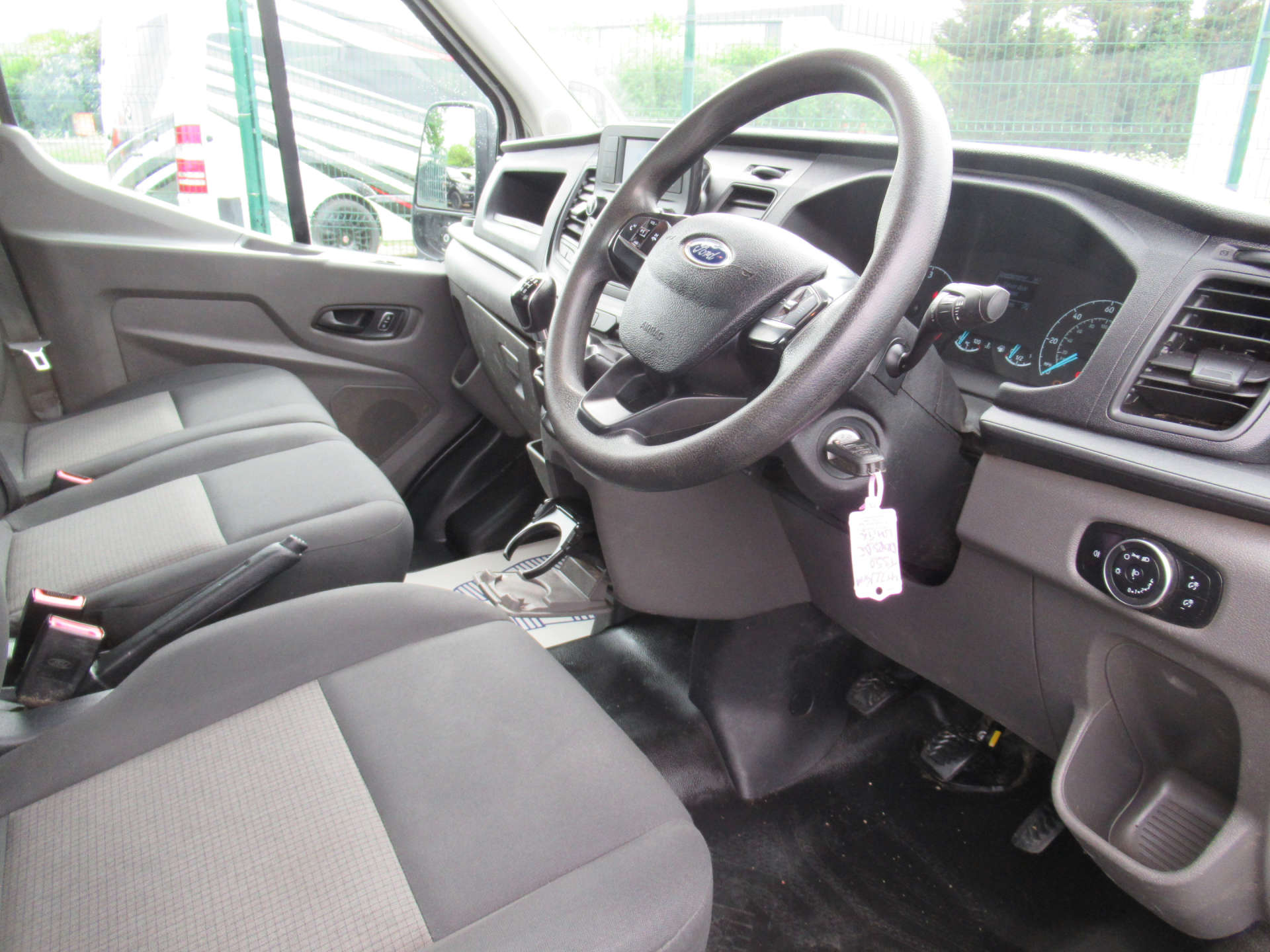 FORD TRANSIT 2.0 350 EcoBlue Leader Premium Dropside 2dr Diesel Manual FWD L4 Euro 6 (s/s) (130 ps) #12