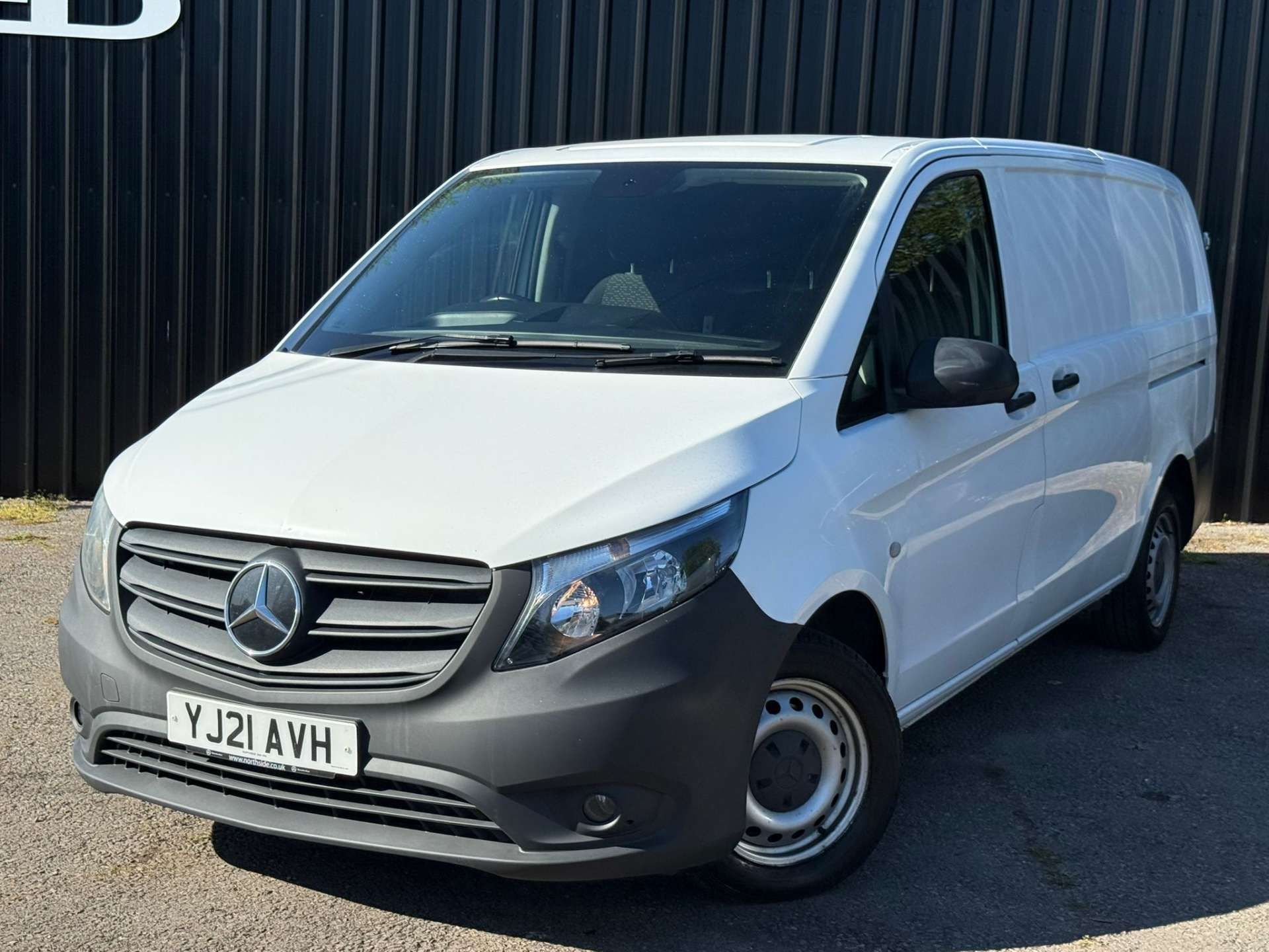MERCEDES-BENZ VITO 2.0 CDi 114 Progressive L2 (LWB) 9G-Tronic Auto #7