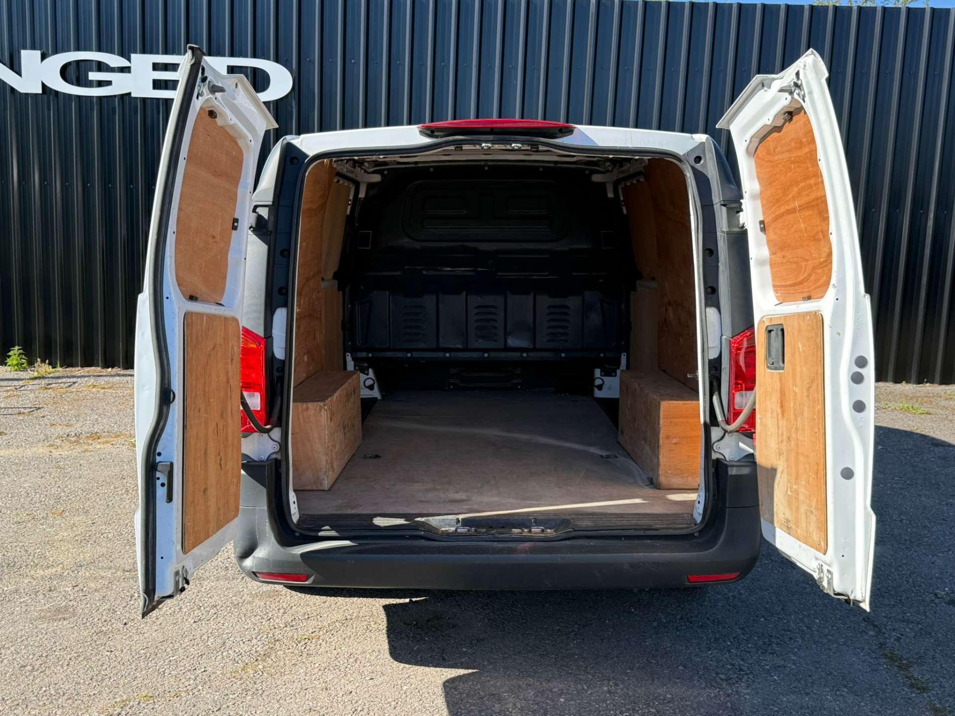 MERCEDES-BENZ VITO 2.0 CDi 114 Progressive L2 (LWB) 9G-Tronic Auto #11