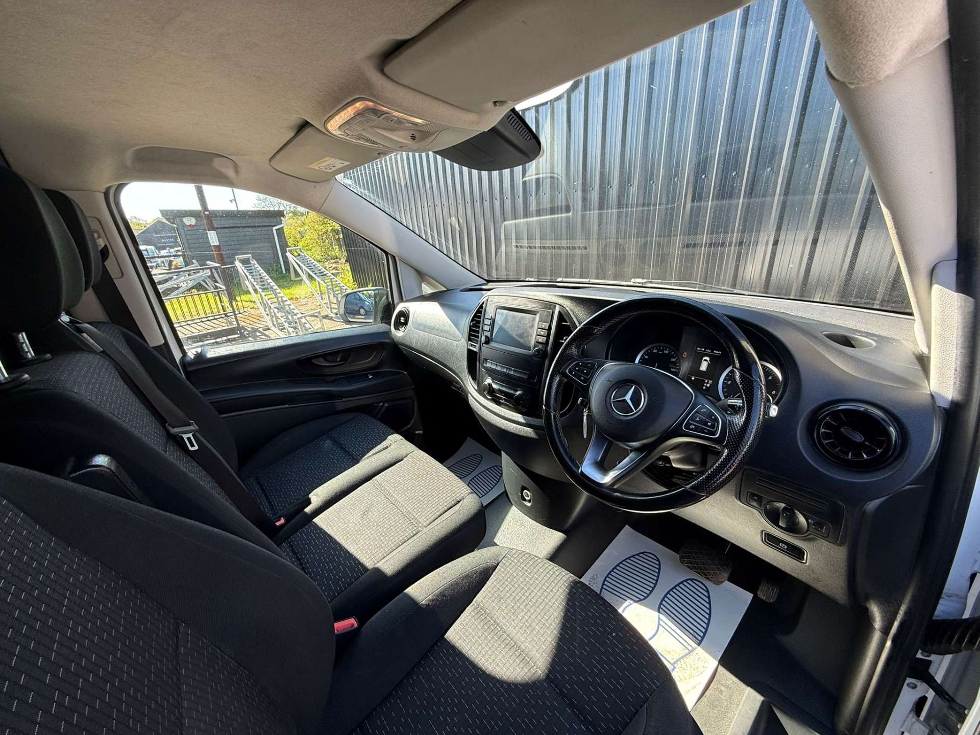 MERCEDES-BENZ VITO 2.0 CDi 114 Progressive L2 (LWB) 9G-Tronic Auto #19