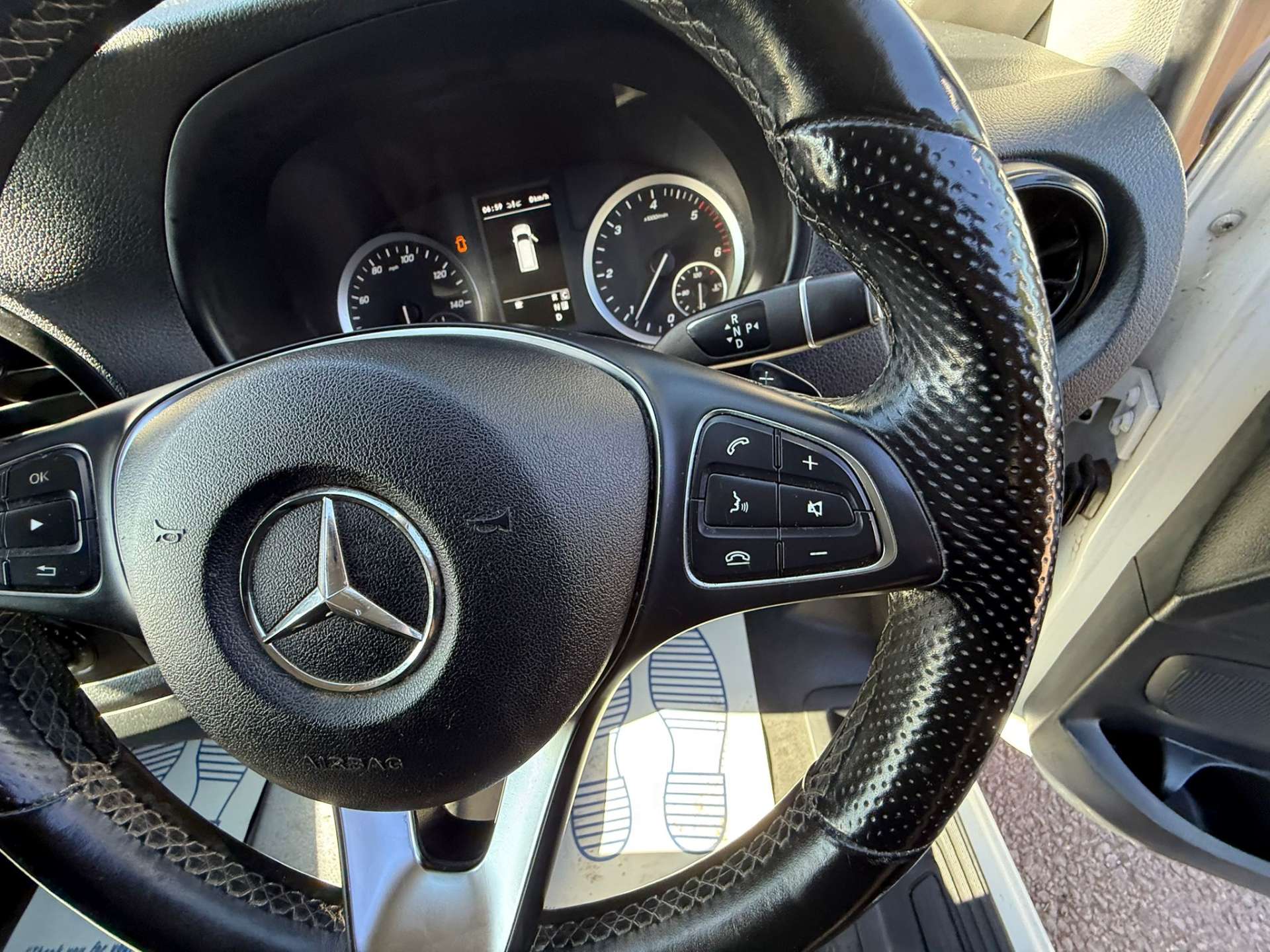 MERCEDES-BENZ VITO 2.0 CDi 114 Progressive L2 (LWB) 9G-Tronic Auto #24