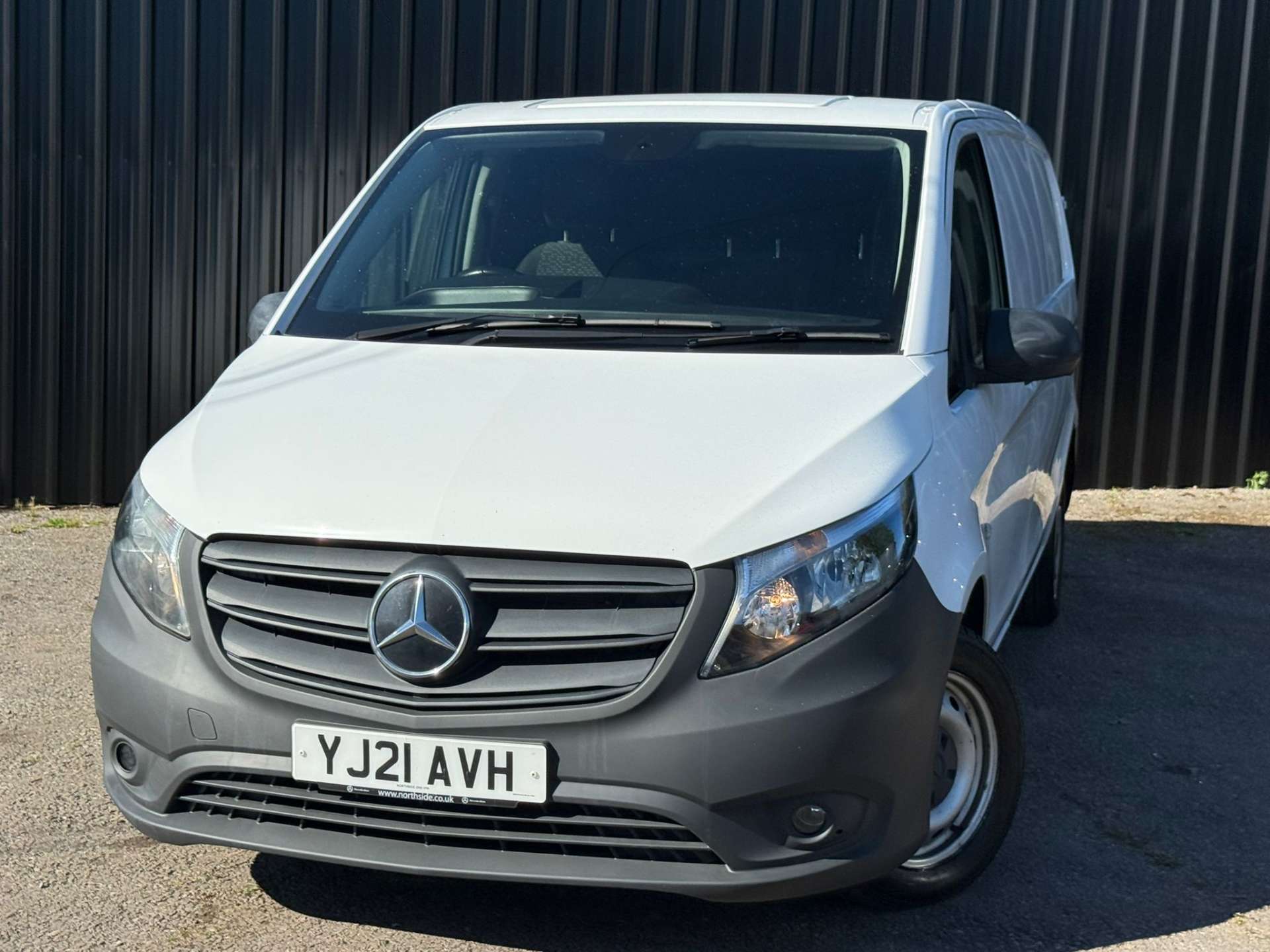 MERCEDES-BENZ VITO 2.0 CDi 114 Progressive L2 (LWB) 9G-Tronic Auto #27