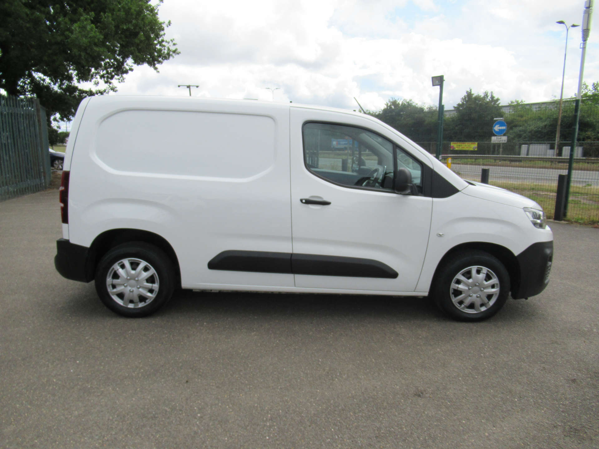 CITROEN BERLINGO 1.5 Berlingo 650 Enterprise Blue HDi #13