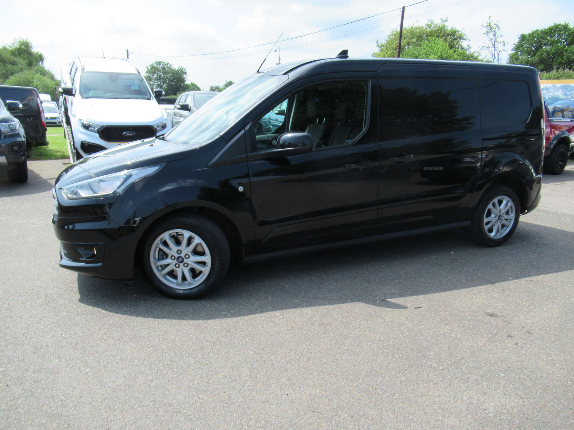 FORD TRANSIT CONNECT 1.5 Transit Connect 240 Limited TDCi #2