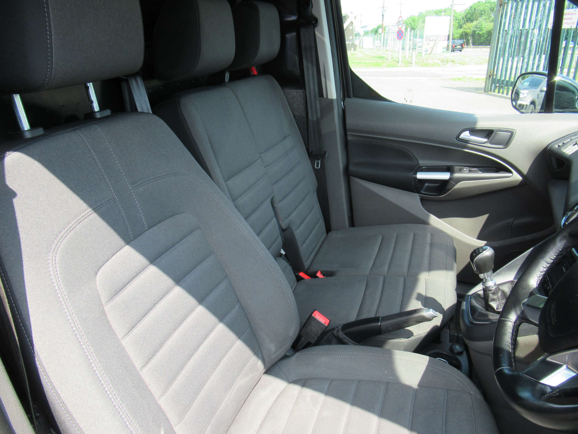 FORD TRANSIT CONNECT 1.5 Transit Connect 240 Limited TDCi #15