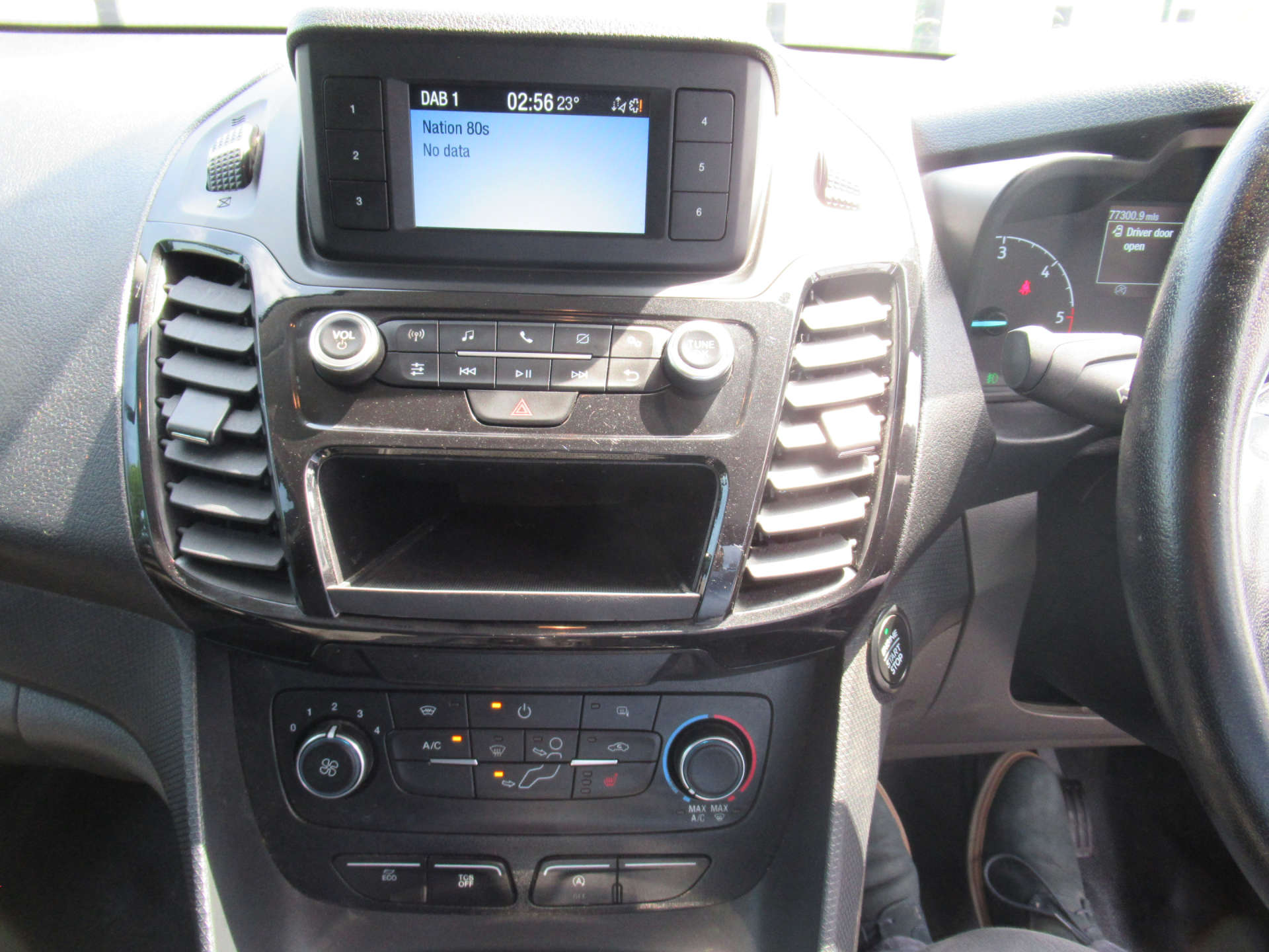 FORD TRANSIT CONNECT 1.5 Transit Connect 240 Limited TDCi #19