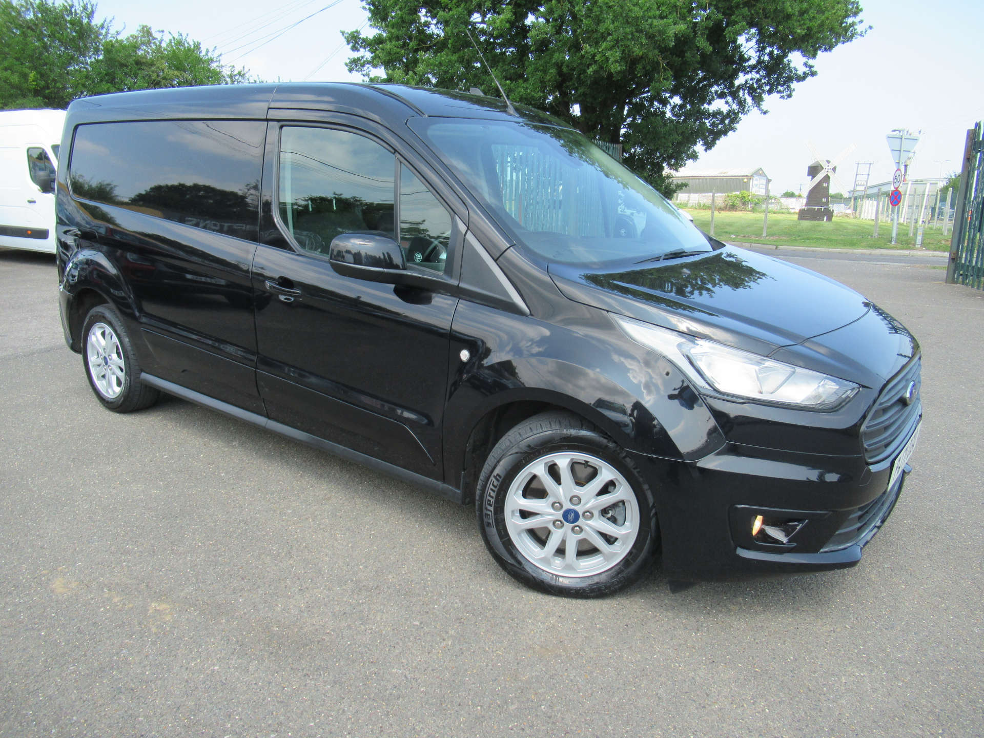 FORD TRANSIT CONNECT 1.5 Transit Connect 240 Limited TDCi #26
