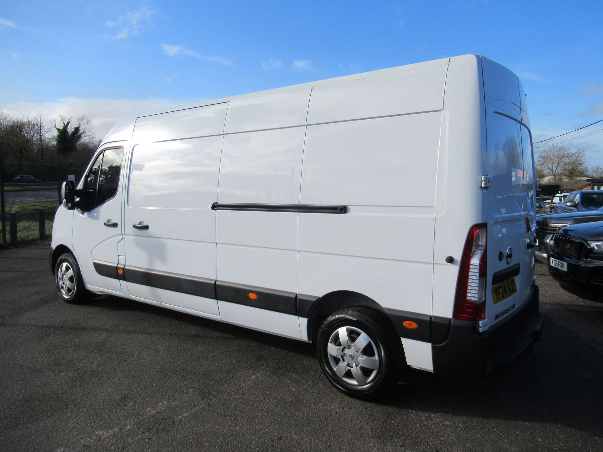 NISSAN INTERSTAR 2.3 L3H2 Tekna DCI #9