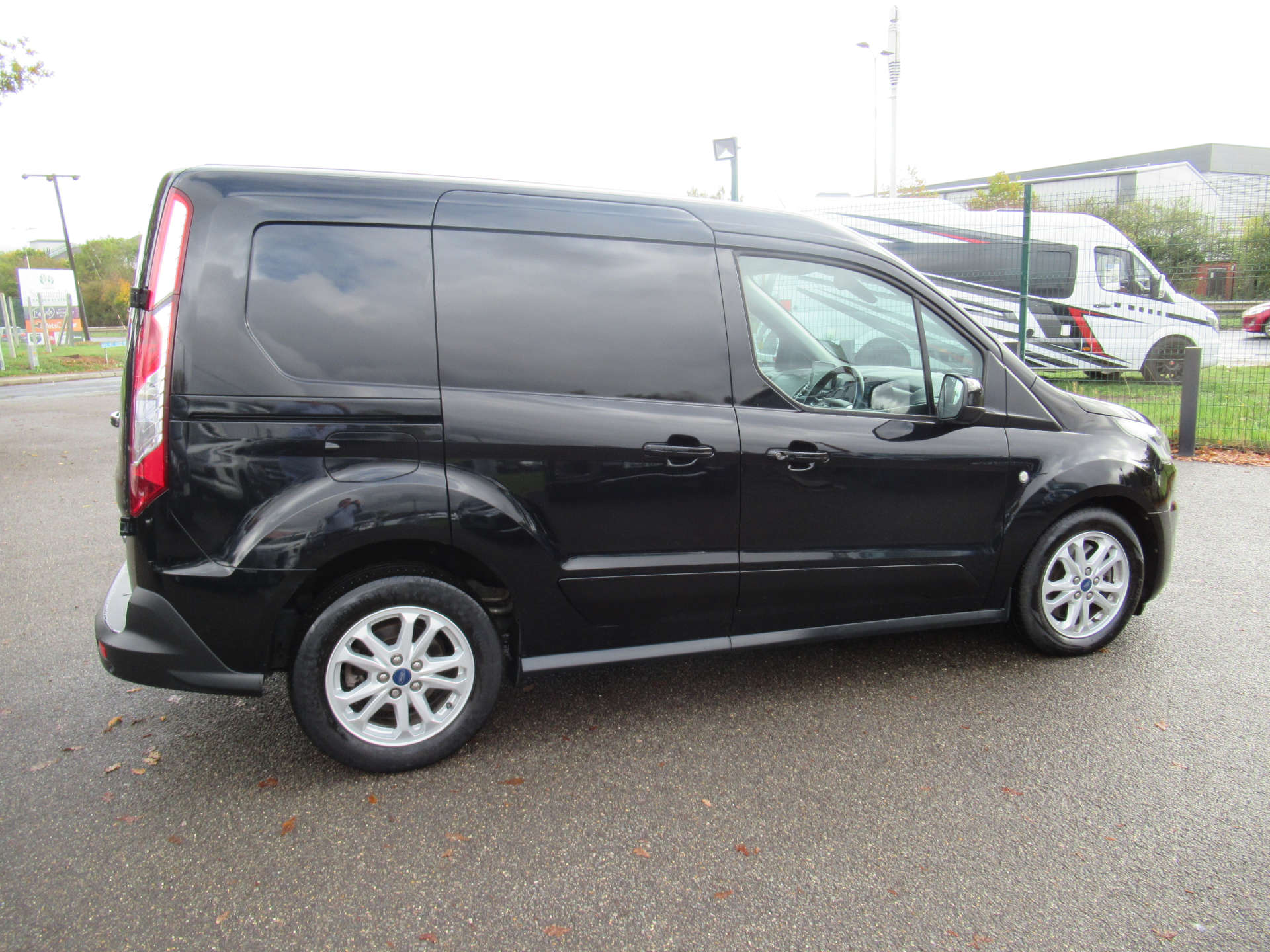 FORD TRANSIT CONNECT 1.5 Transit Connect 200 Limited TDCi Auto #14