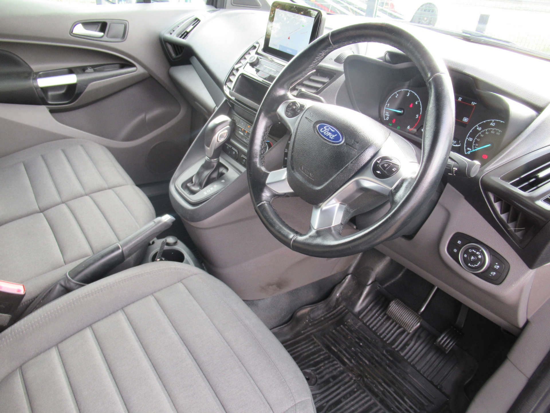 FORD TRANSIT CONNECT 1.5 Transit Connect 200 Limited TDCi Auto #23