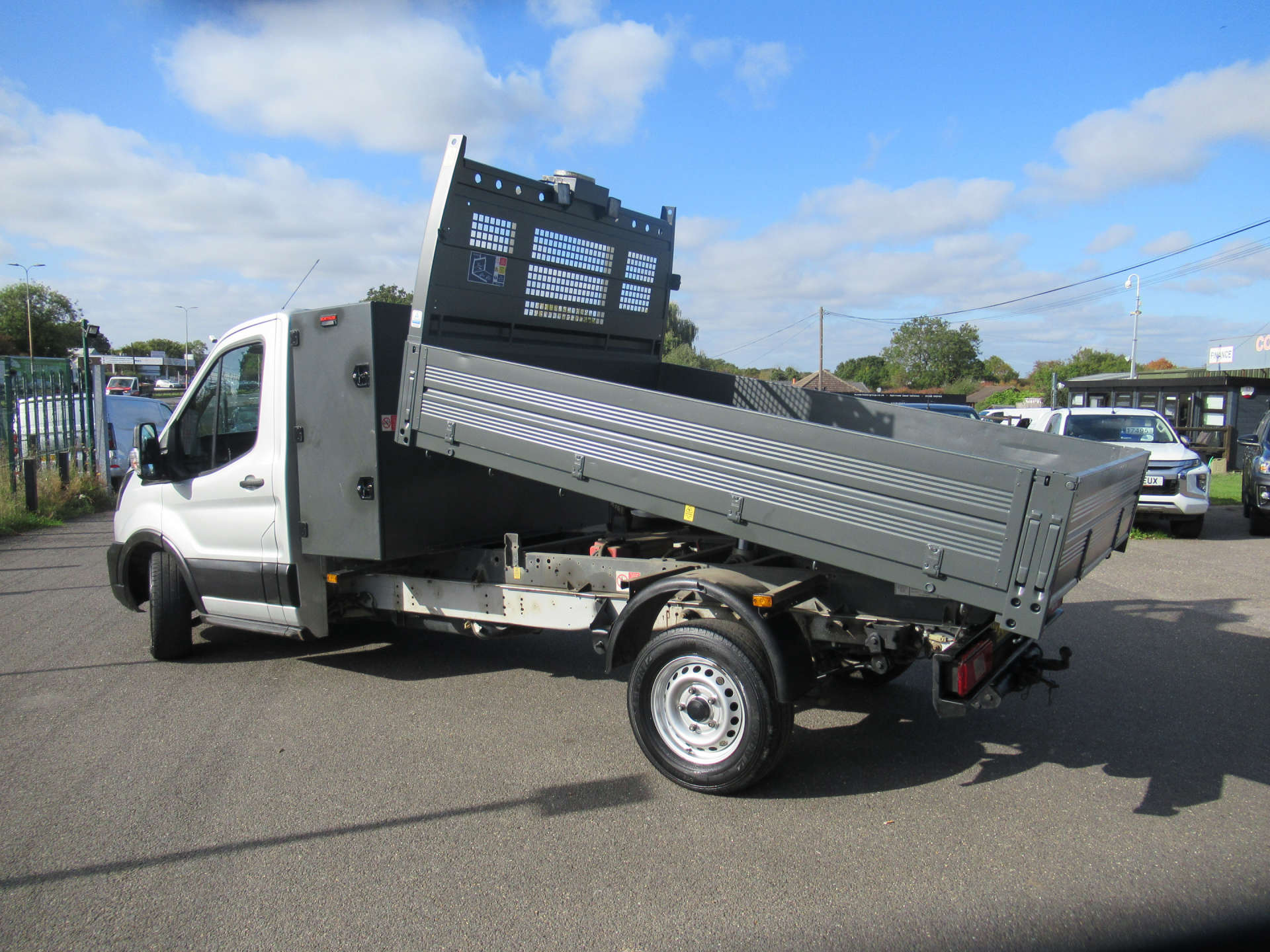 FORD TRANSIT 2.0 350 EcoBlue Leader Tipper 2dr Diesel Manual FWD L3 Euro 6 (s/s) (1-Way, 1-Stop, Tool Pod) (130 ps) #4