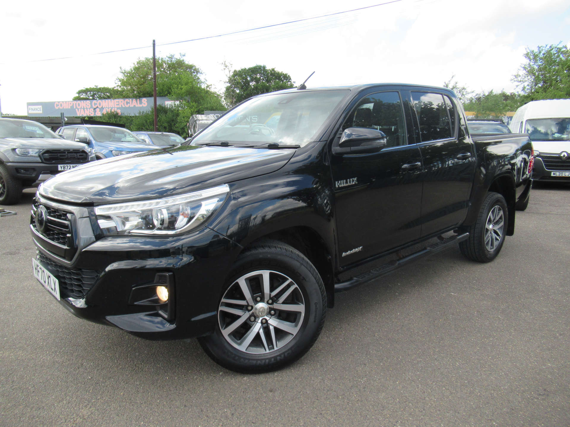 TOYOTA HILUX 2.4 HI-Luxury Invincible X D-4D 4WD Double Cab Auto 4WD 5dr #0