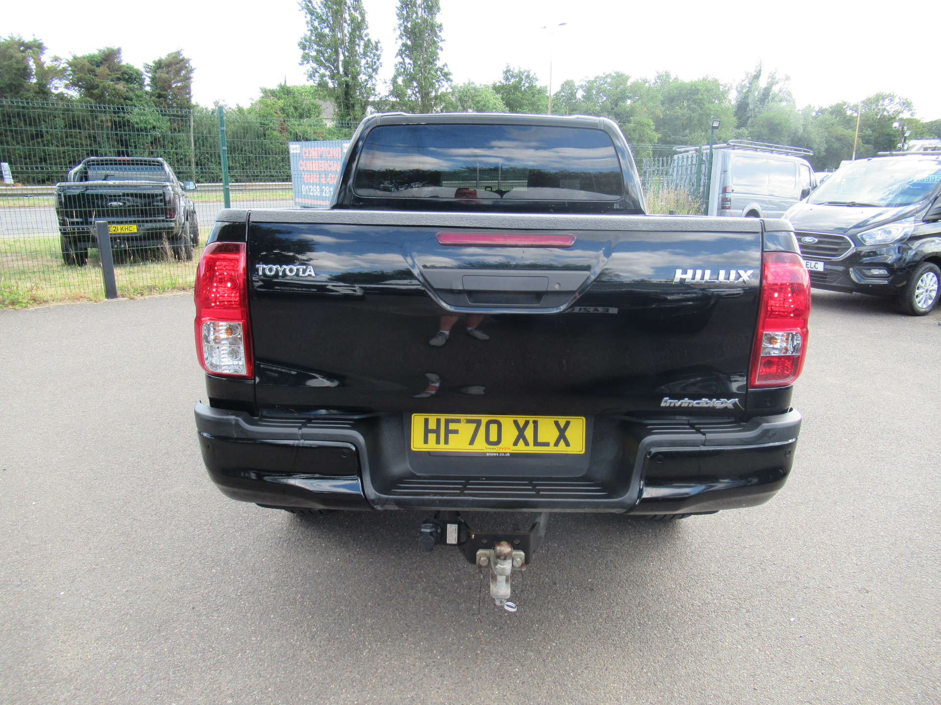 TOYOTA HILUX 2.4 HI-Luxury Invincible X D-4D 4WD Double Cab Auto 4WD 5dr #9