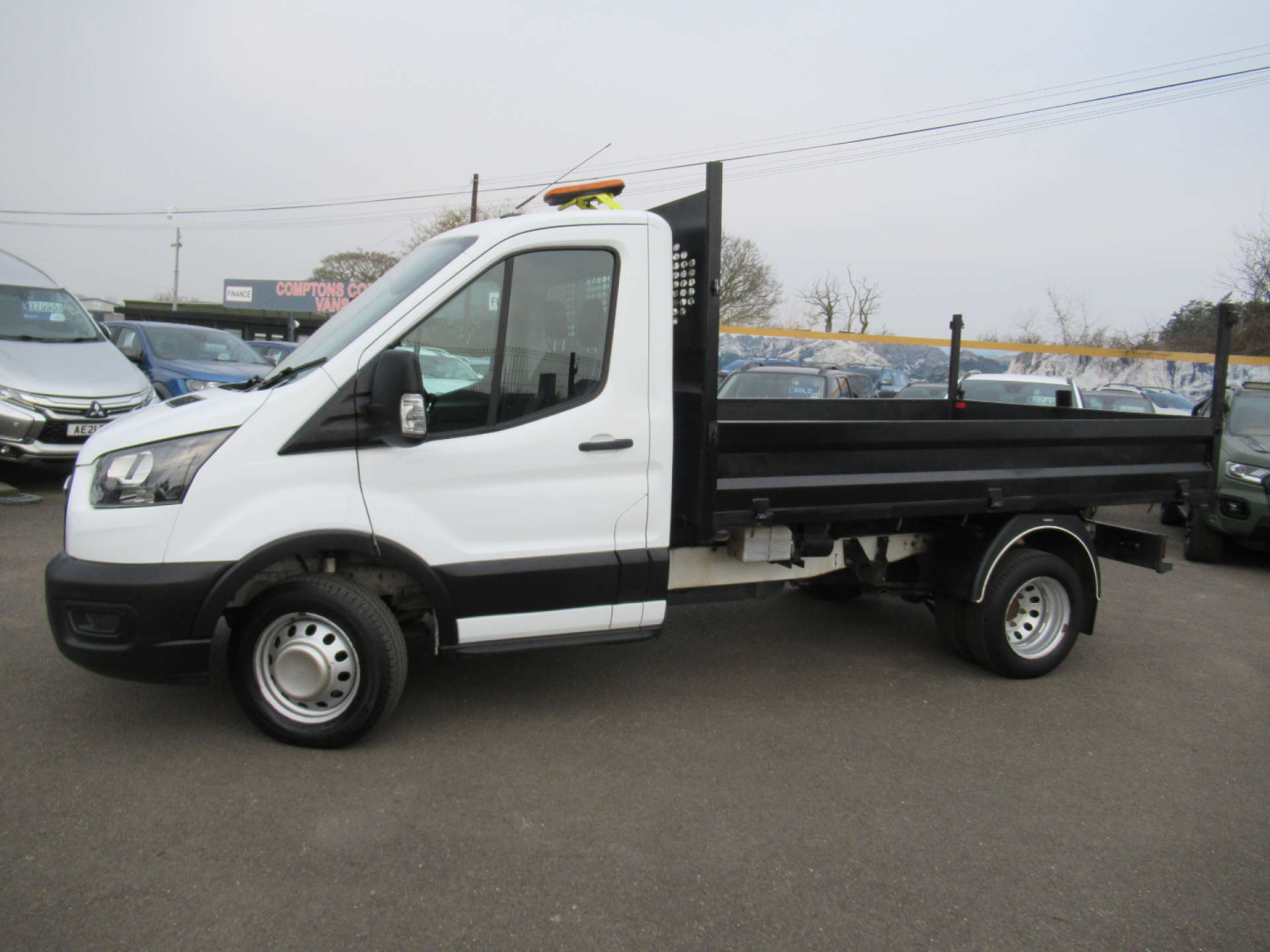 FORD TRANSIT 2.0 350 EcoBlue Leader Tipper 2dr Diesel Manual RWD L3 Euro 6 (s/s) (1-Way, 1-Stop, Tool Pod) (130 ps) #1