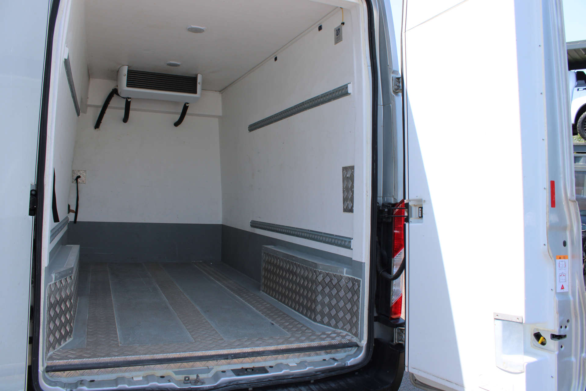 FORD TRANSIT 2.0 Transit 350 Trend EcoBlue #33