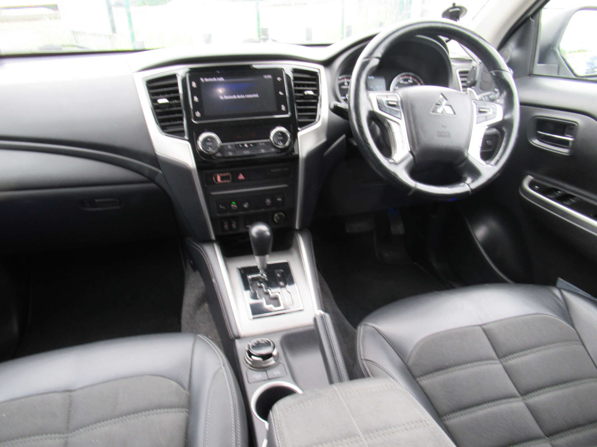 MITSUBISHI L200 2.3 L200 Barbarian X DI-D Auto 4WD #6