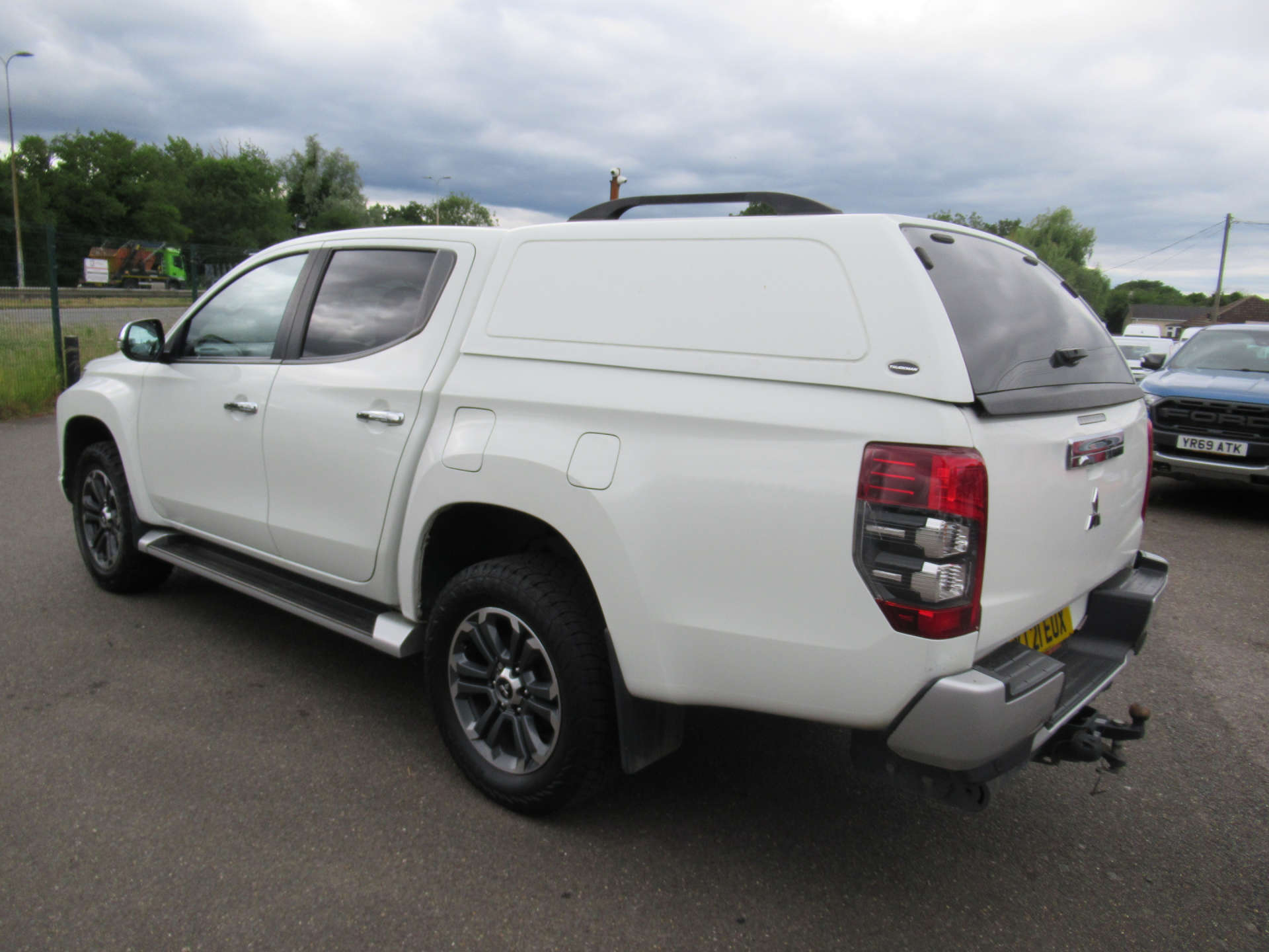 MITSUBISHI L200 2.3 L200 Barbarian X DI-D Auto 4WD #7