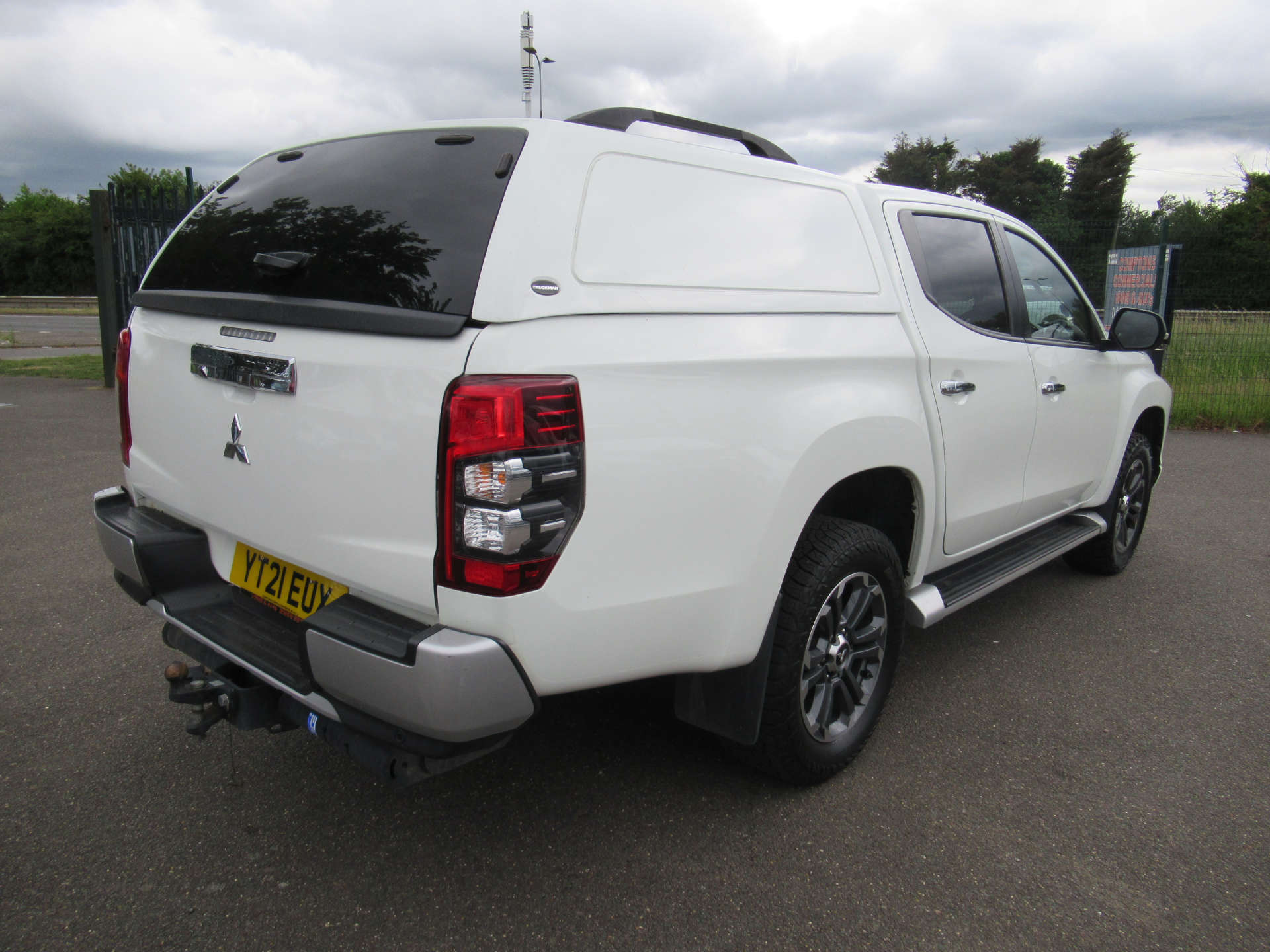 MITSUBISHI L200 2.3 L200 Barbarian X DI-D Auto 4WD #11