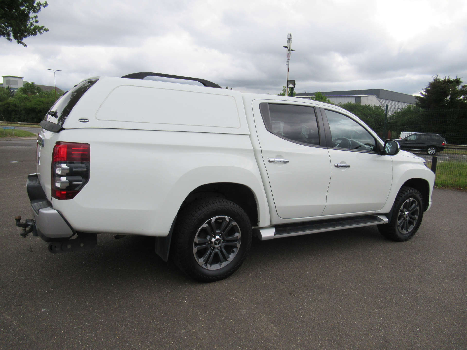 MITSUBISHI L200 2.3 L200 Barbarian X DI-D Auto 4WD #12