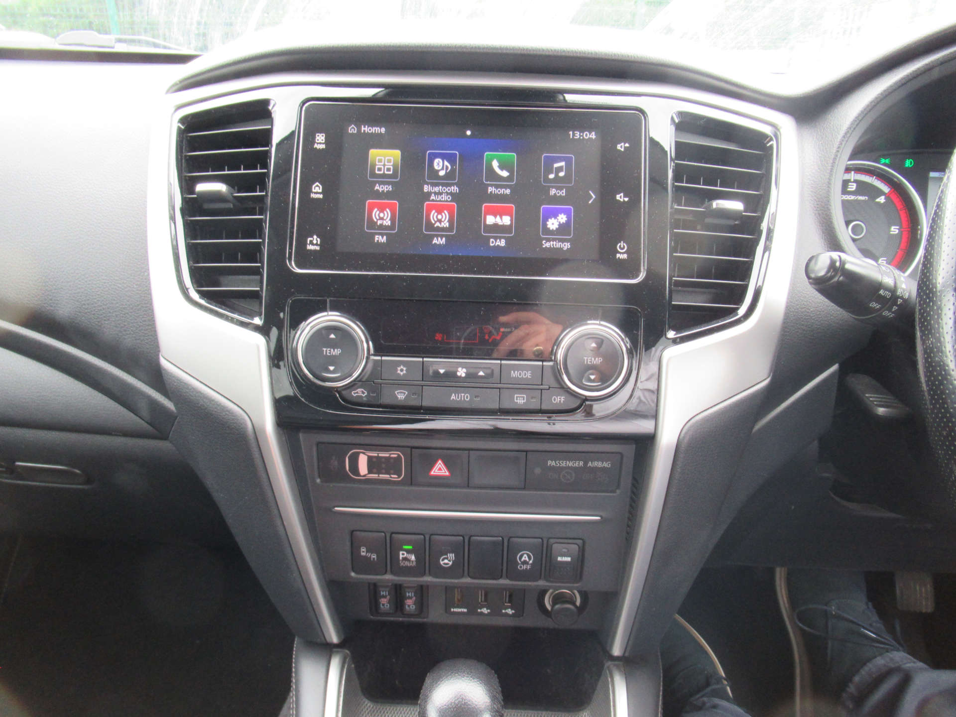 MITSUBISHI L200 2.3 L200 Barbarian X DI-D Auto 4WD #19