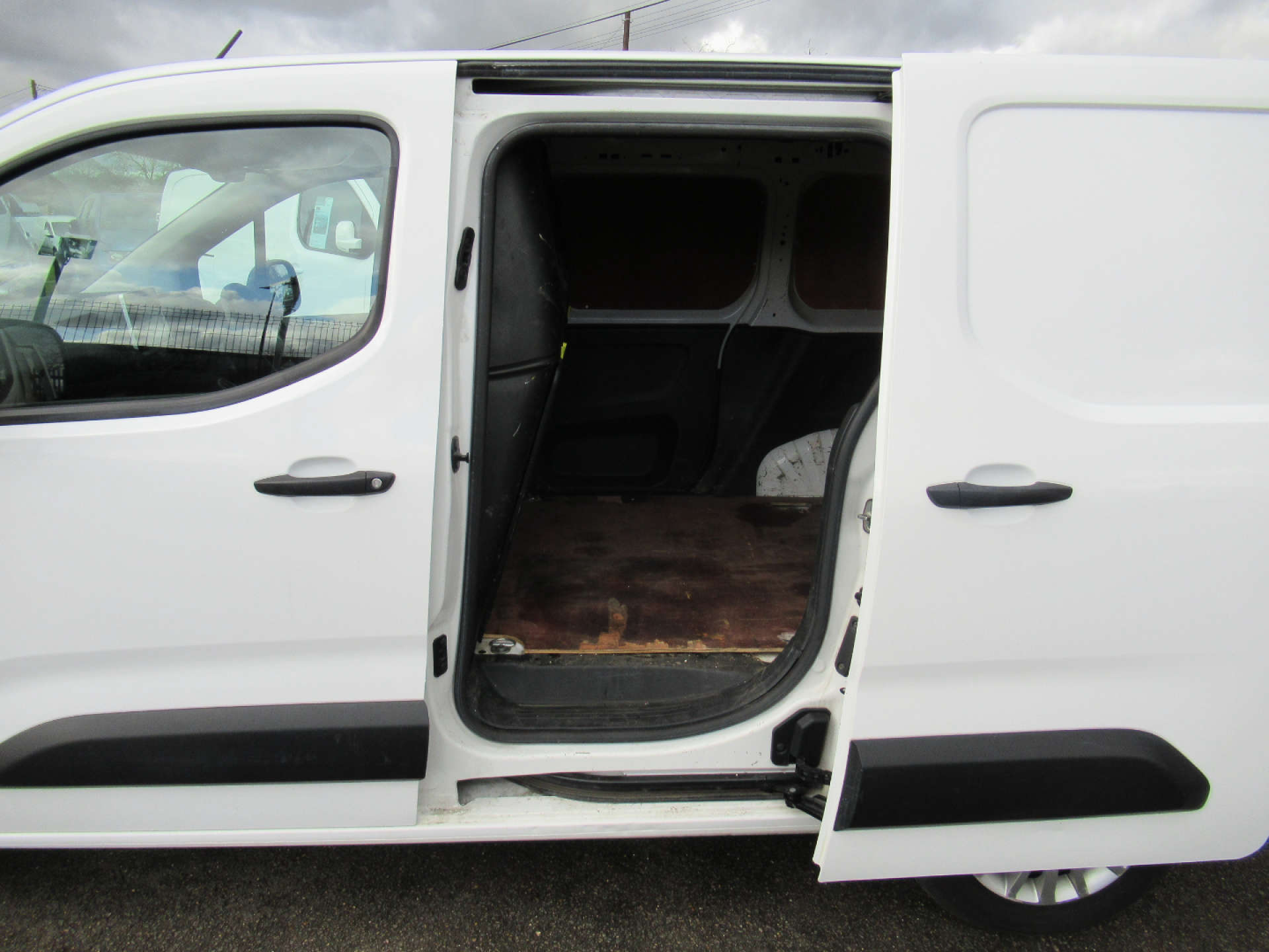 CITROEN BERLINGO 1.5 Berlingo 650 Enterprise Blue HDi S/S #4