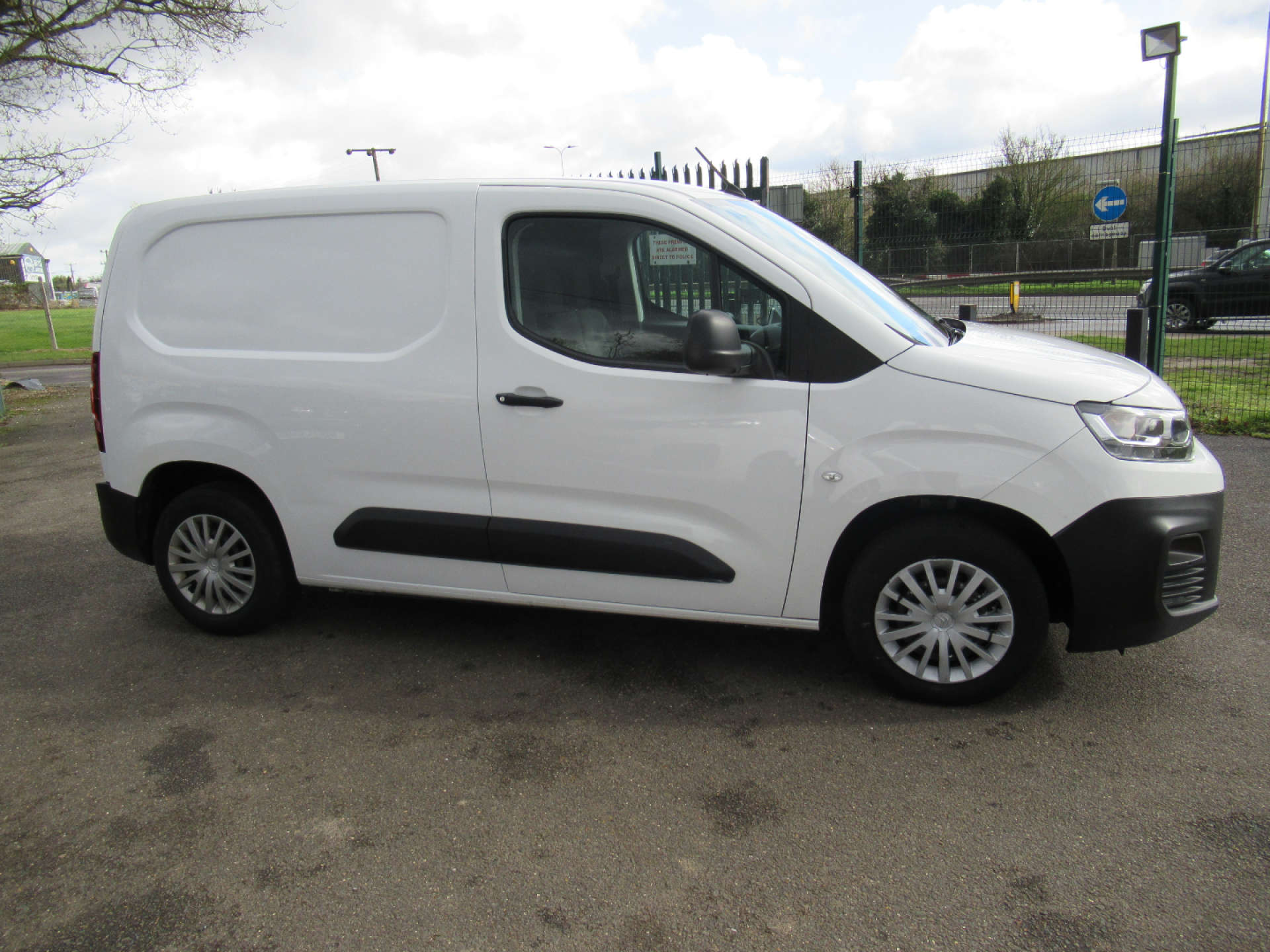 CITROEN BERLINGO 1.5 Berlingo 650 Enterprise Blue HDi S/S #11