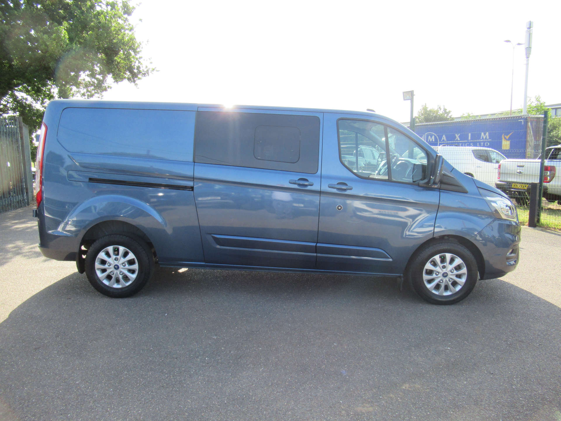FORD TRANSIT CUSTOM 2.0 AUTO 6 SEATER CREW VAN L2 #16