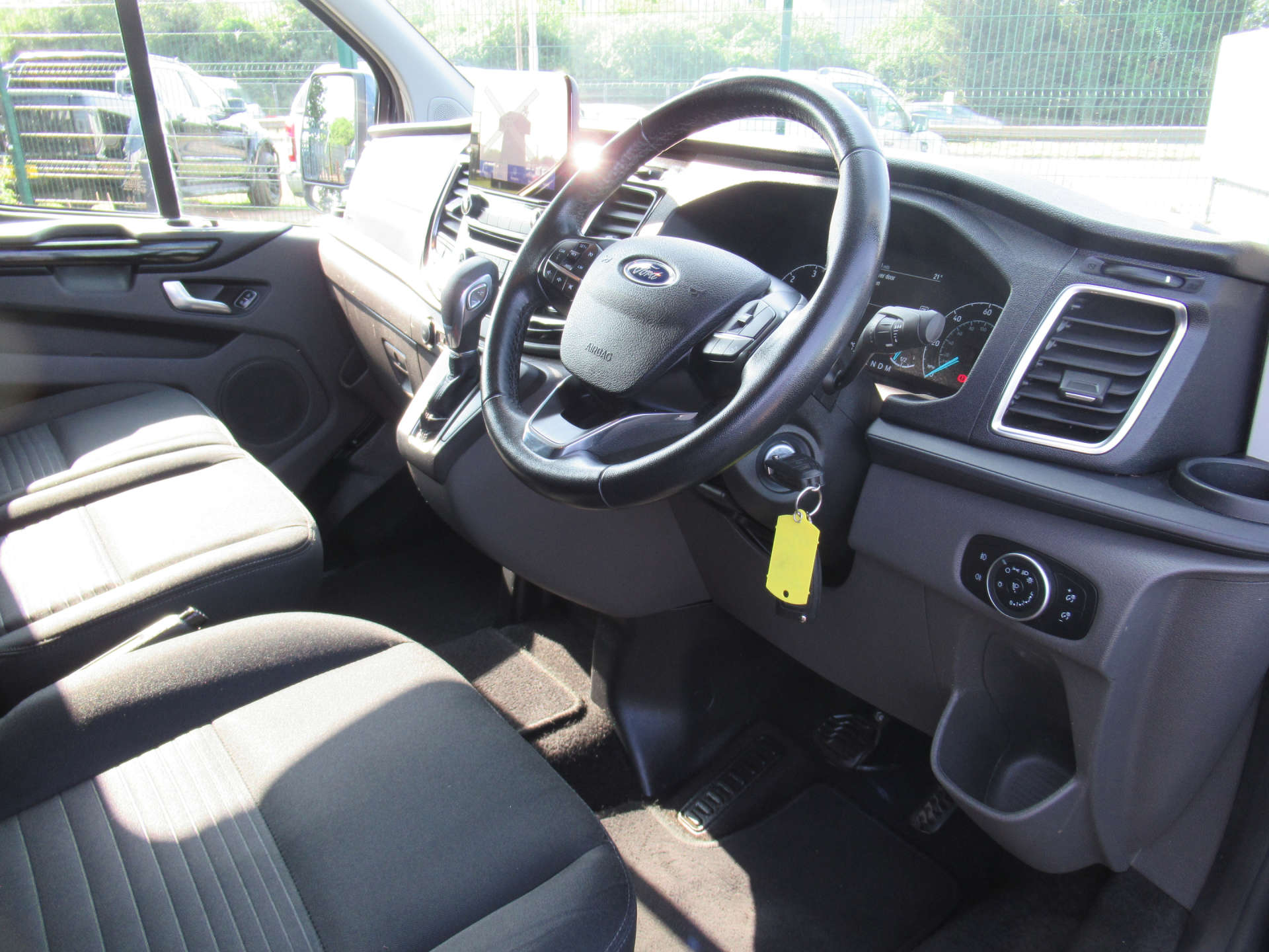 FORD TRANSIT CUSTOM 2.0 AUTO 6 SEATER CREW VAN L2 #17